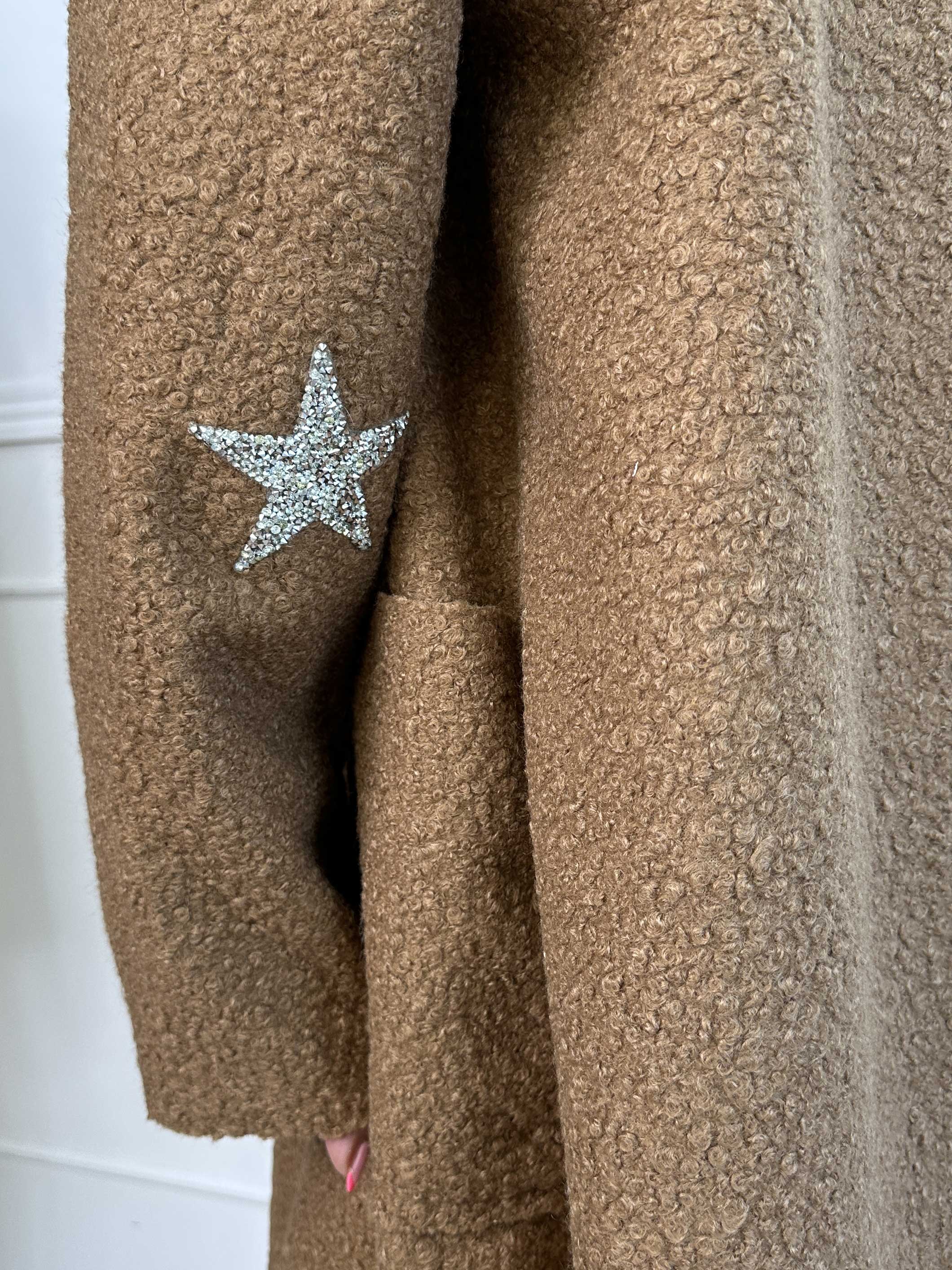 Malfrid - Frakke i blød teddy med shiny stjerner