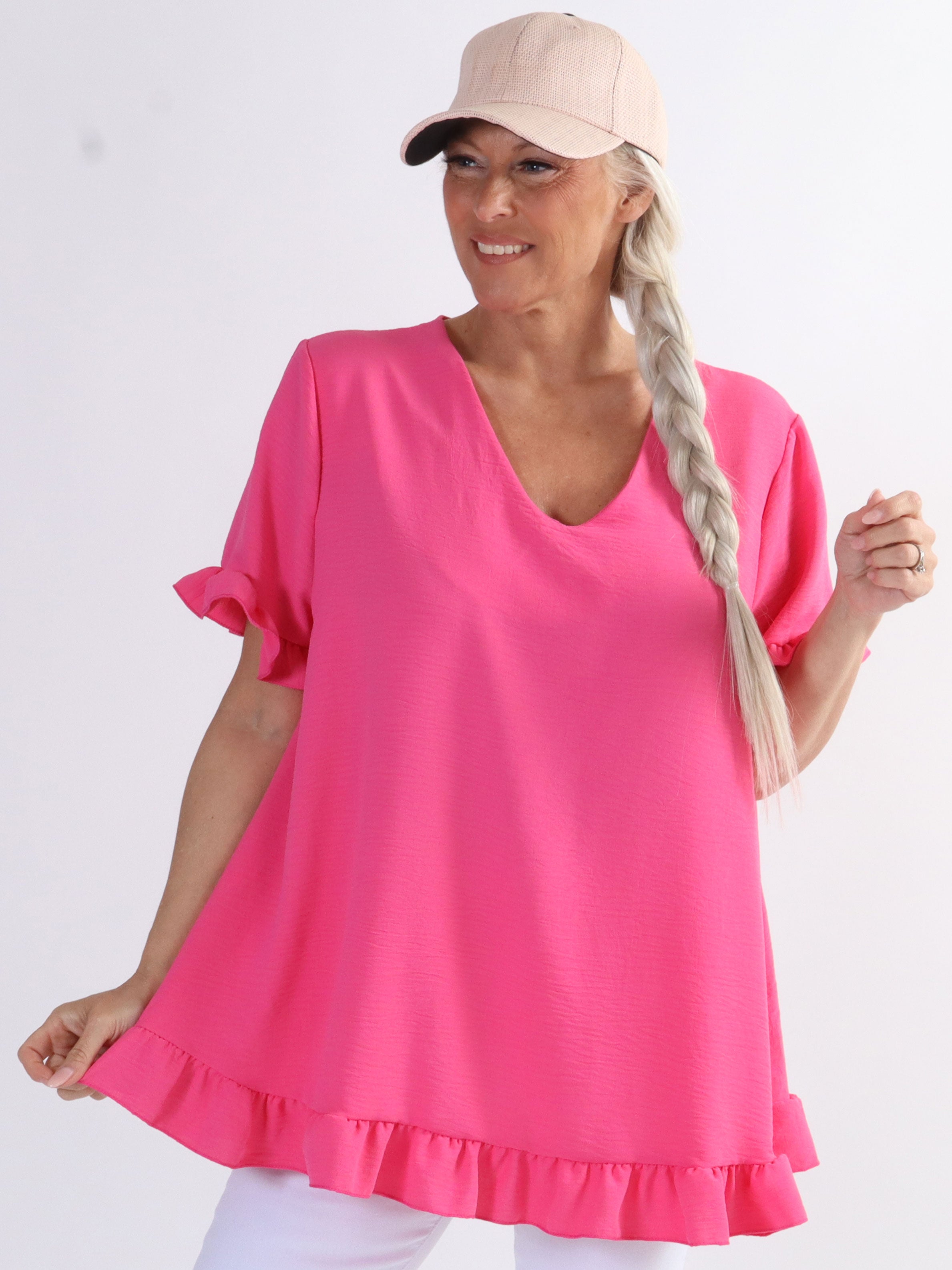 Mio - Sød plus size tunika med flæsekanter