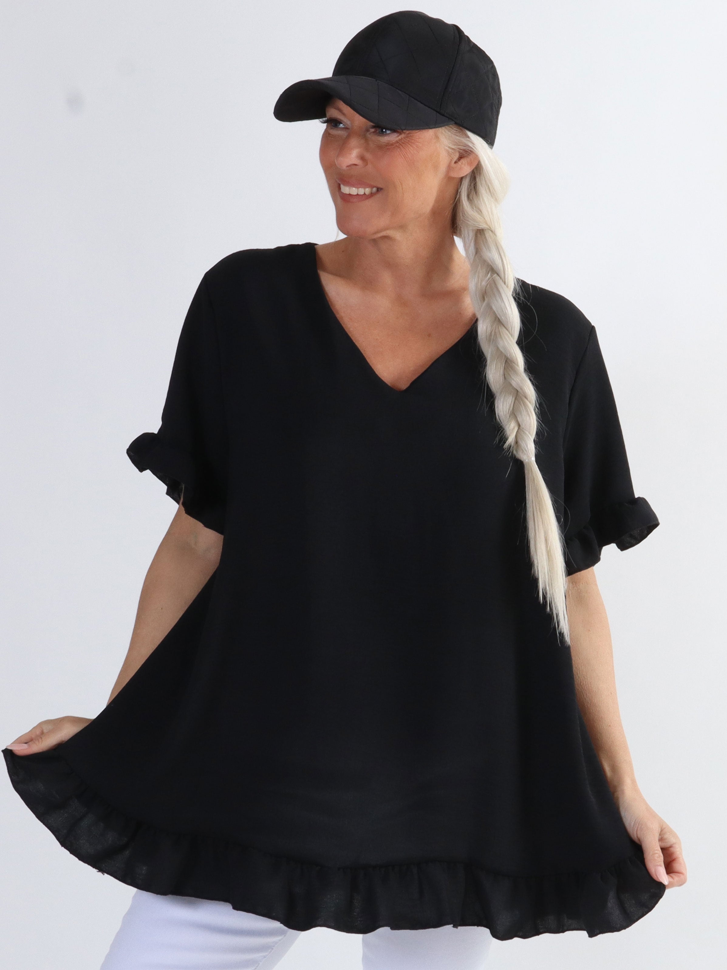 Mio - Sød plus size tunika med flæsekanter