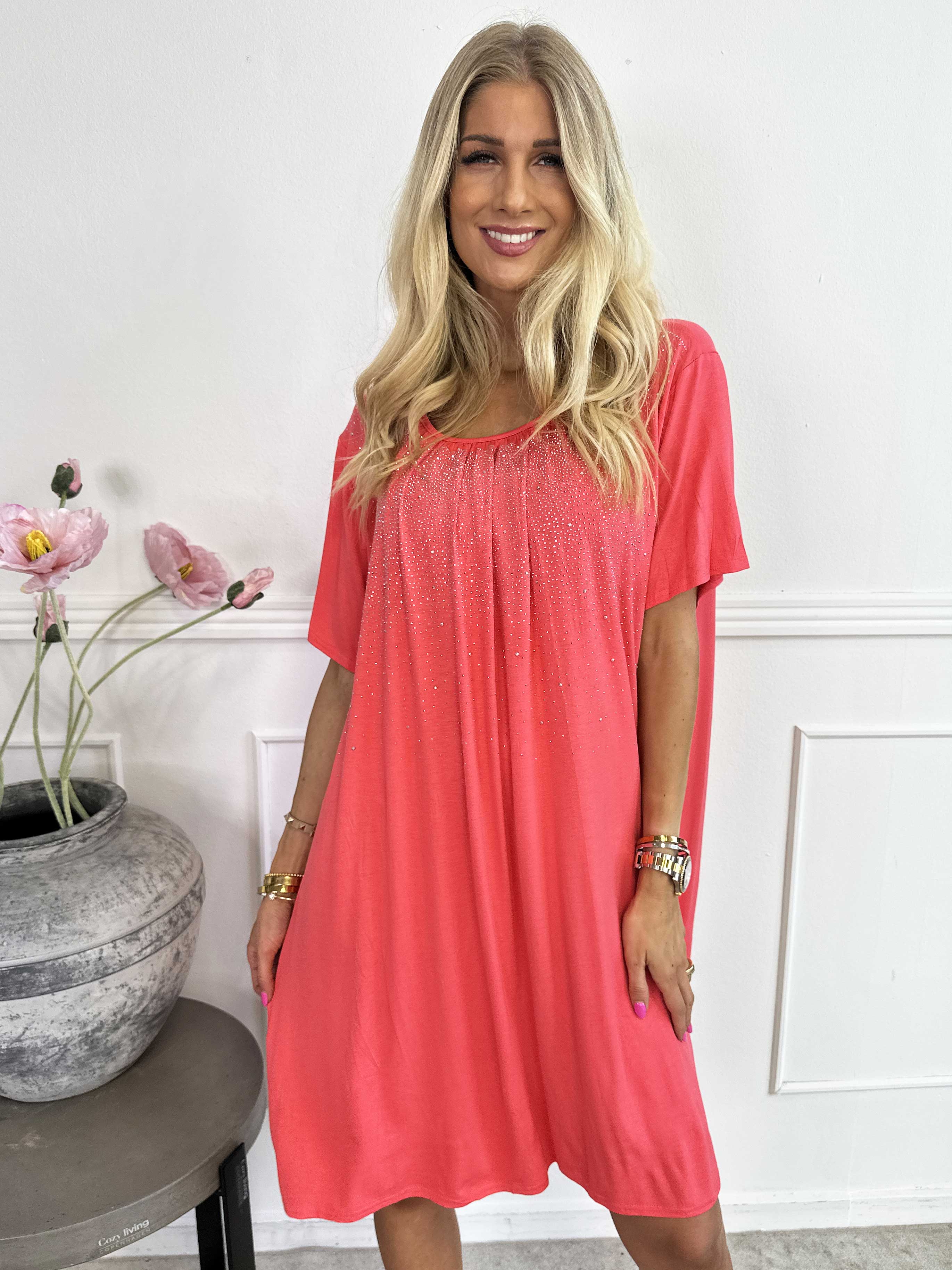 Miravi Sparkle - Løs kjole i elastisk stof med similisten