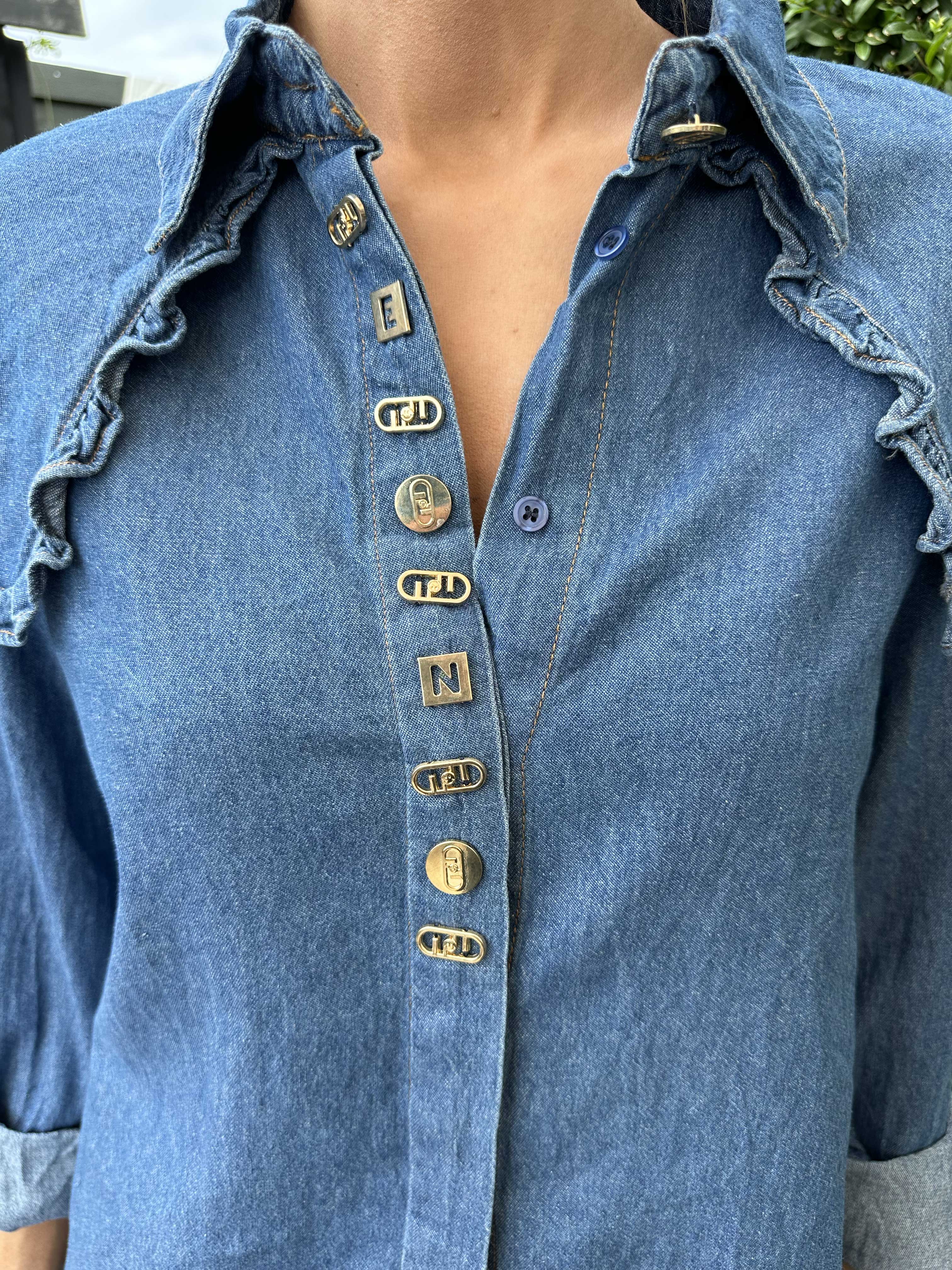 Ohio - Sød denim skjorte med flæser