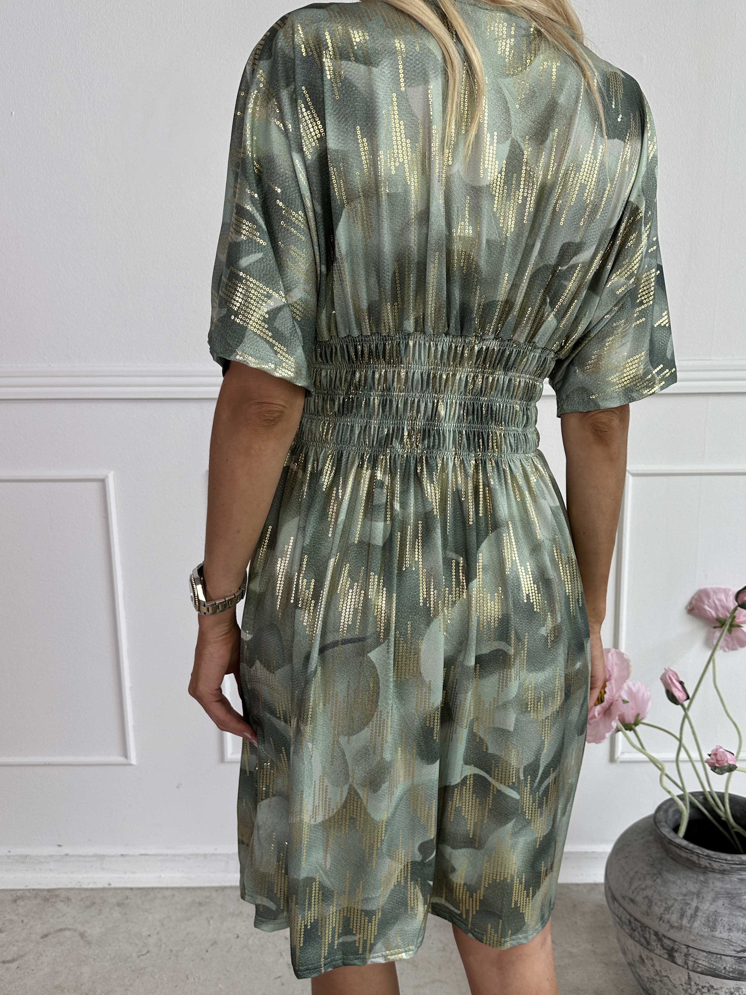 Pams Glamorous Short - Kort elastisk kjole med fine guld detaljer