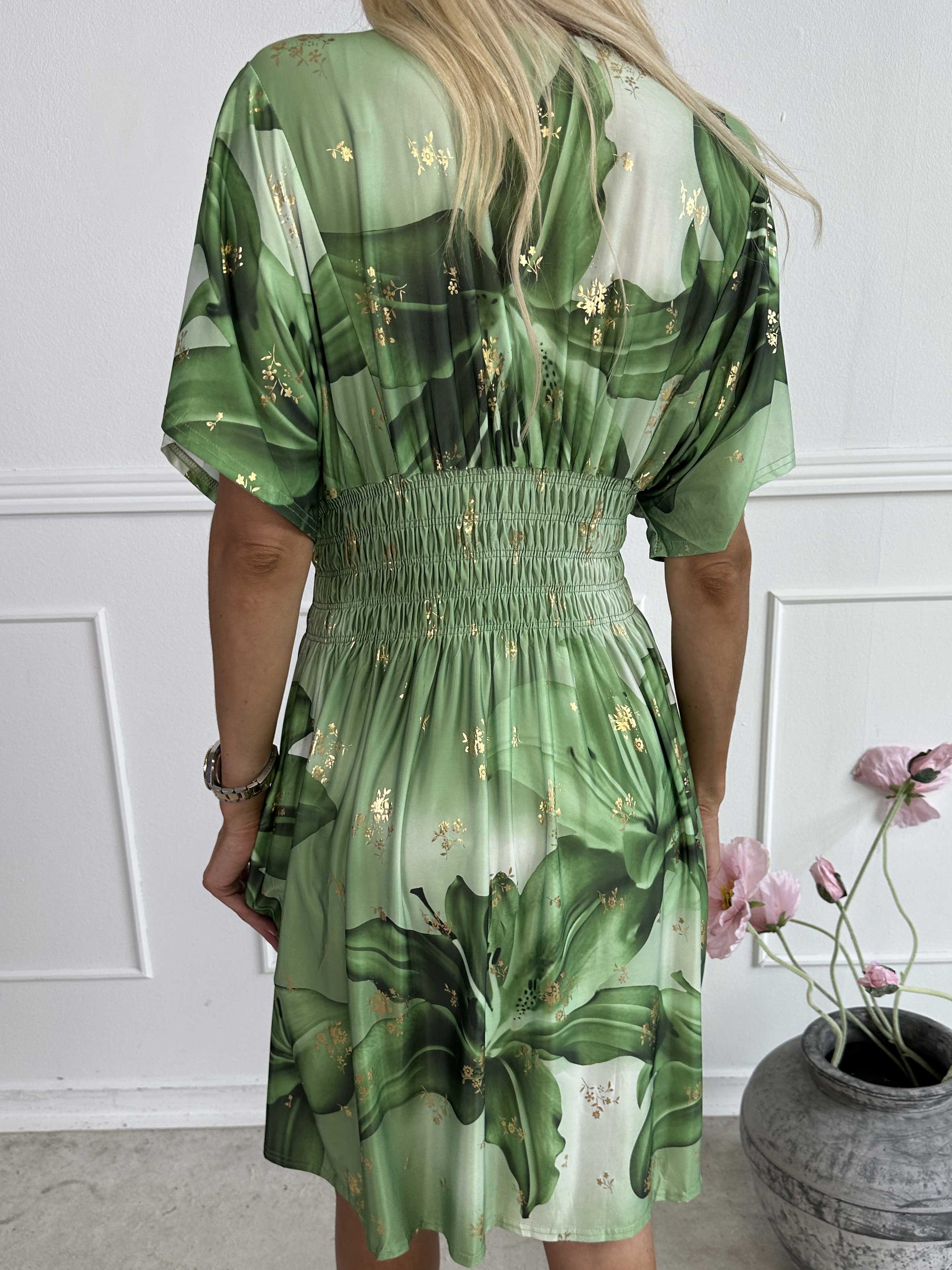 Pams Glamorous Short - Kort elastisk kjole med fine guld detaljer