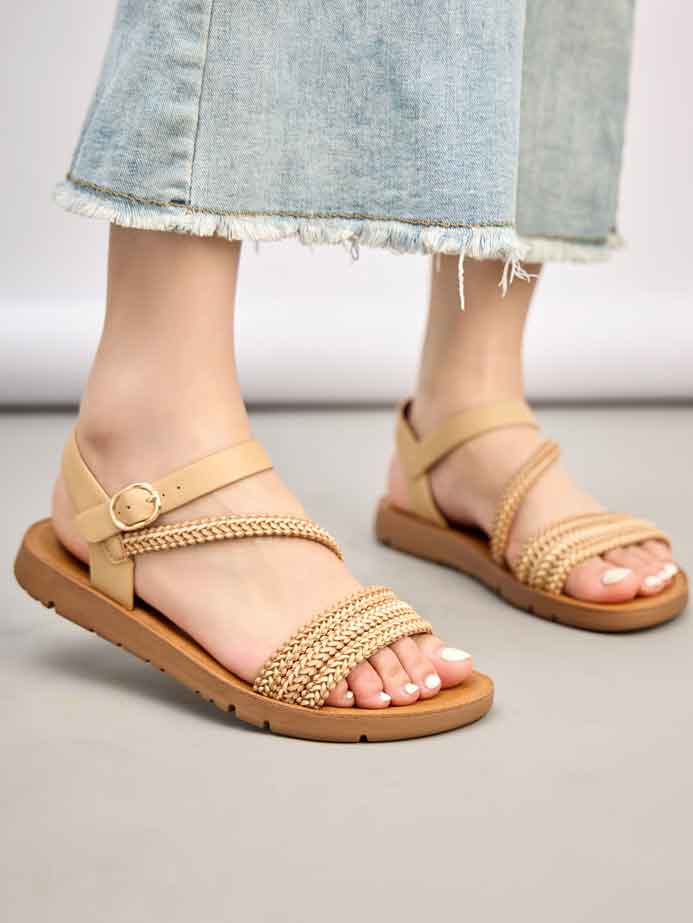 Patty - Sandaler med flettet remme og sølv spænde