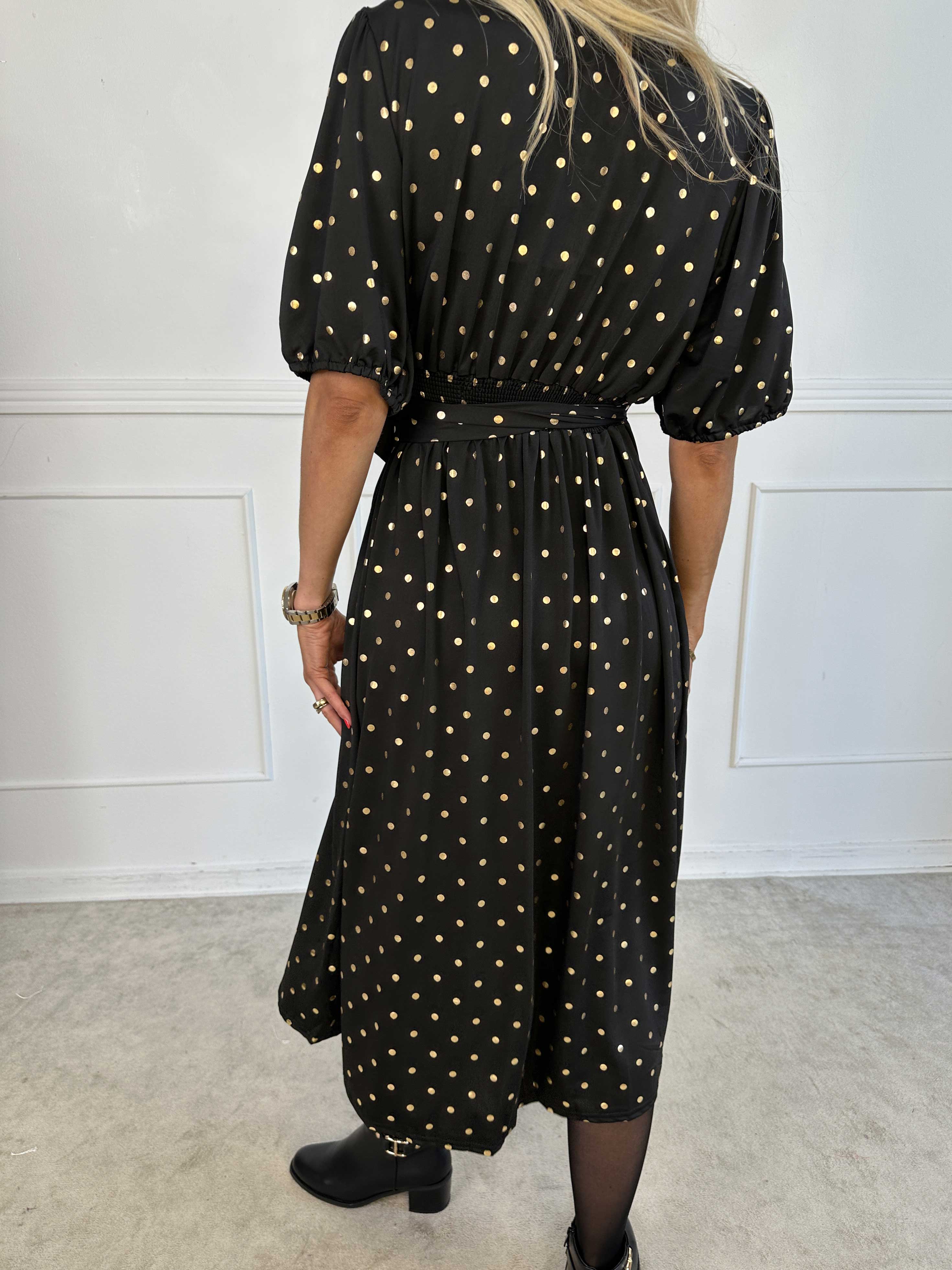 Primula Dust Gold - Kjole i slå-om look med guld prikker