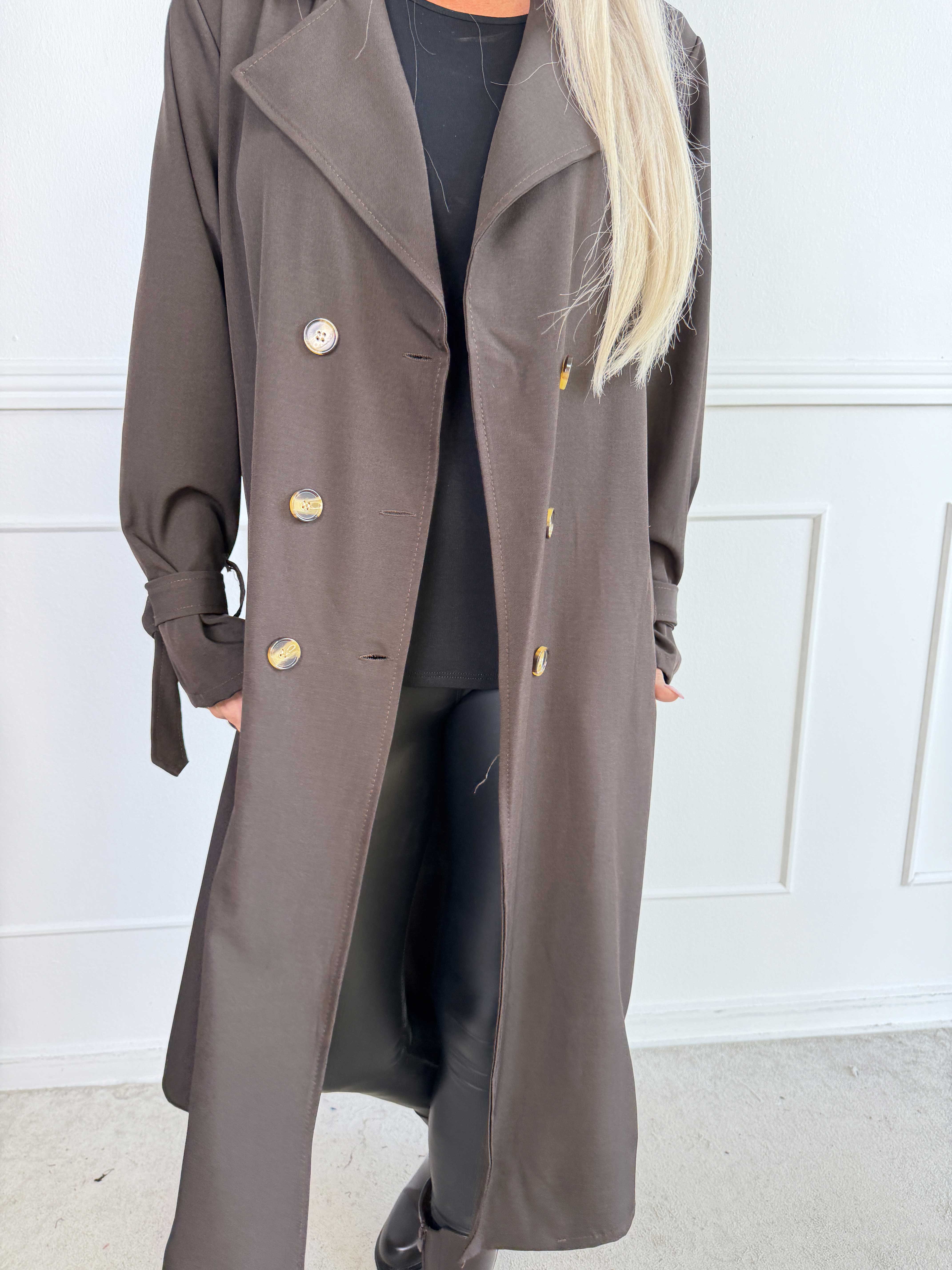 Sharpay 2.0 - Let trenchcoat med bindebånd
