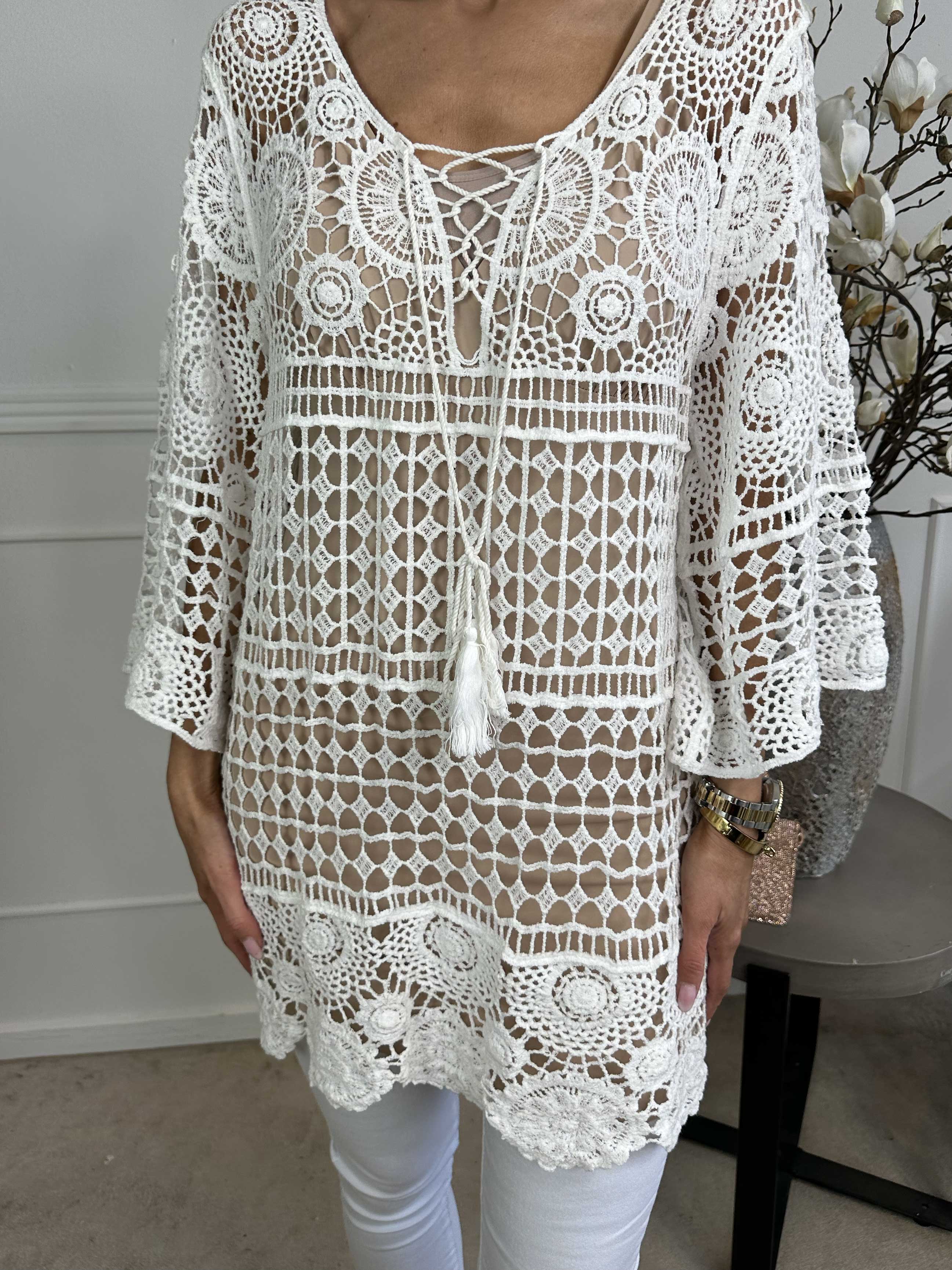 Sigrid - Hæklet tunika med snøre foran