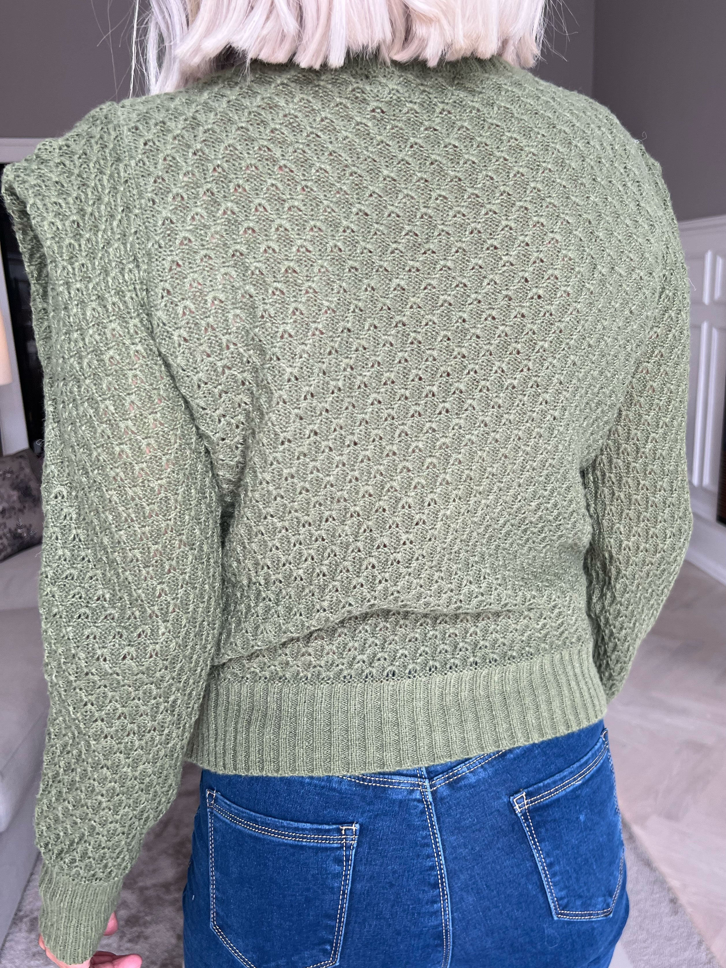 Taylor - Simpel strikbluse med små pufærmer