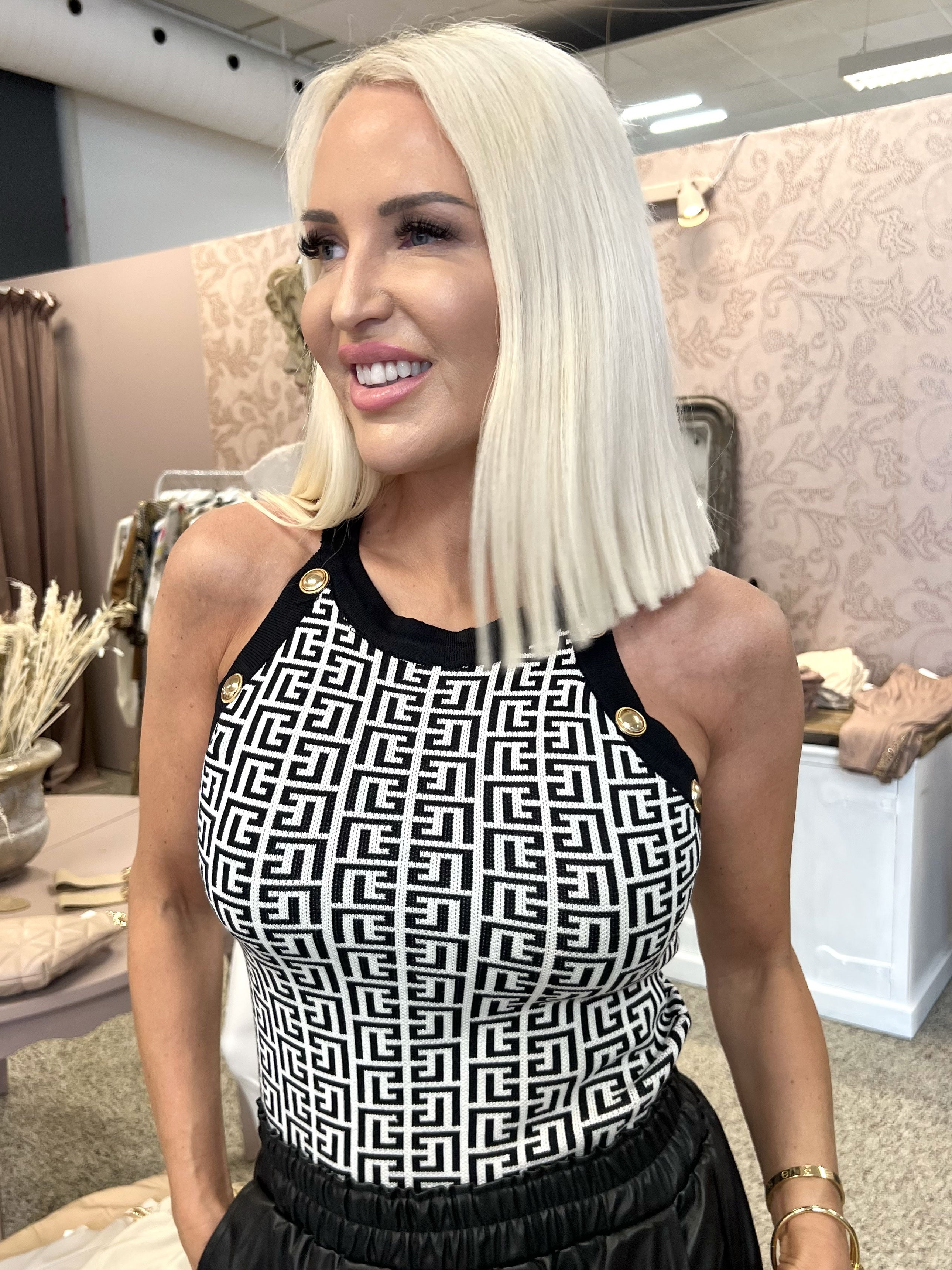 Andjela - Top med guldknapper