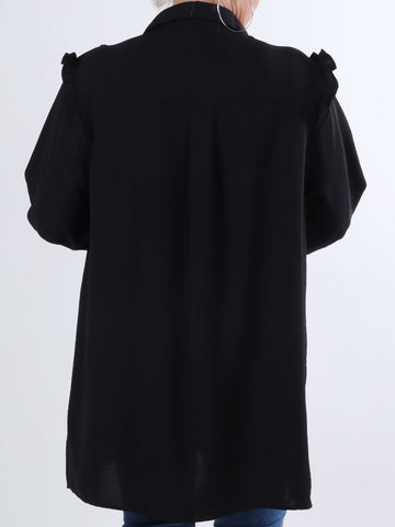 Ada - Fin plus size skjorte med flæser