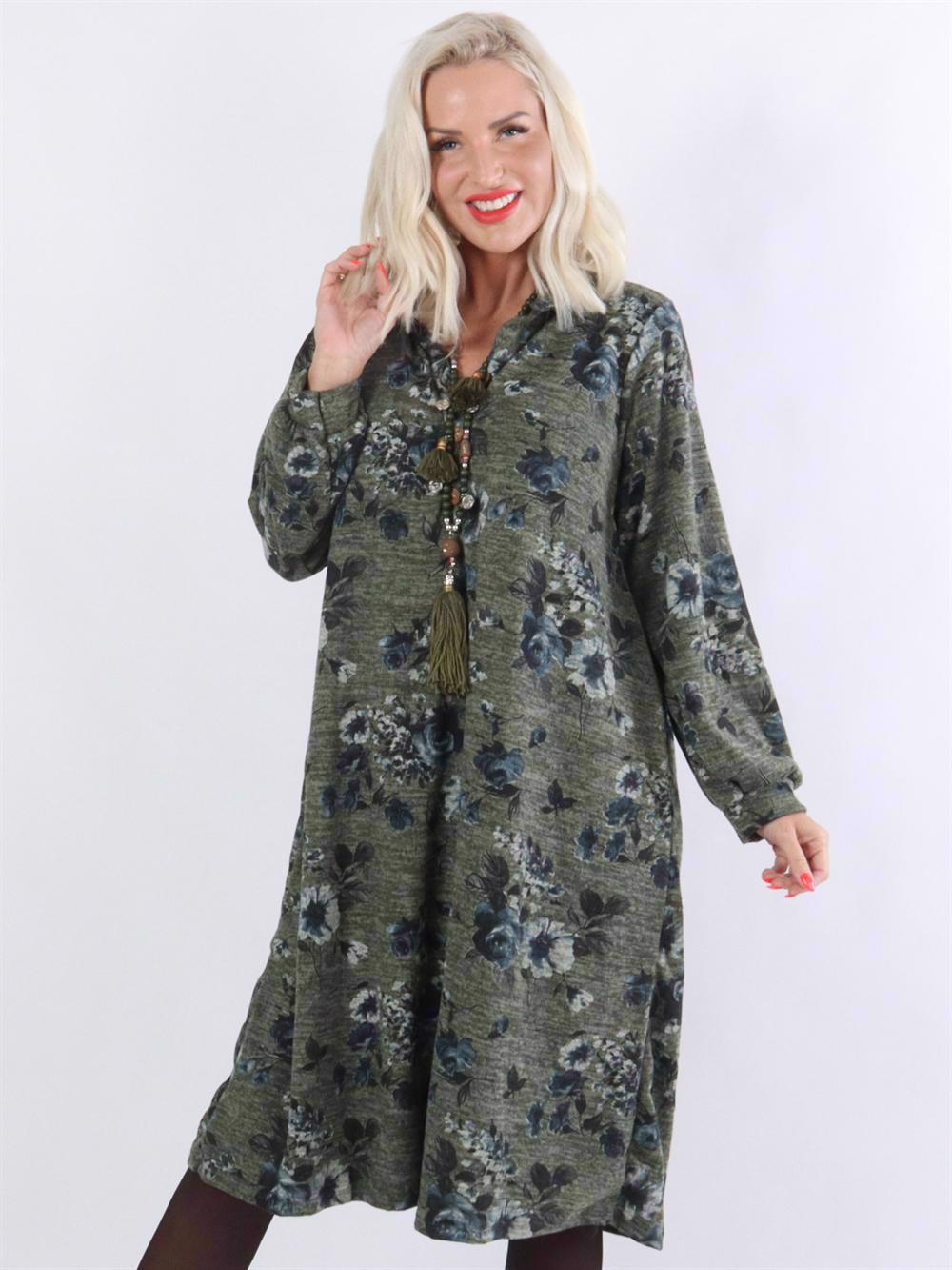 Agnes - Blød kjole med blomstermotiver