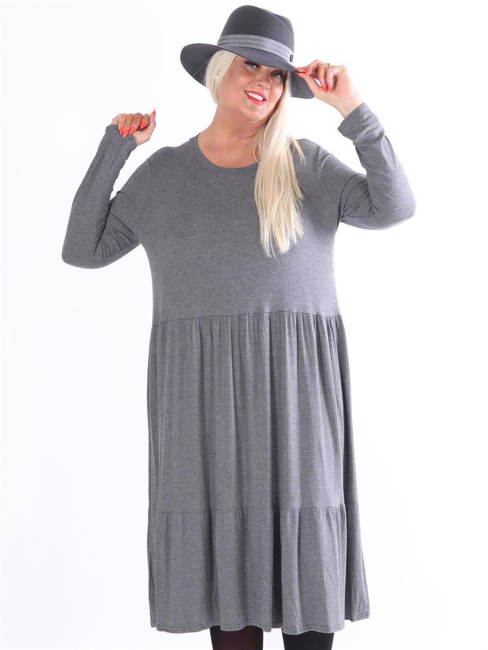 Aika - Lang kjole i elastisk blødt stof