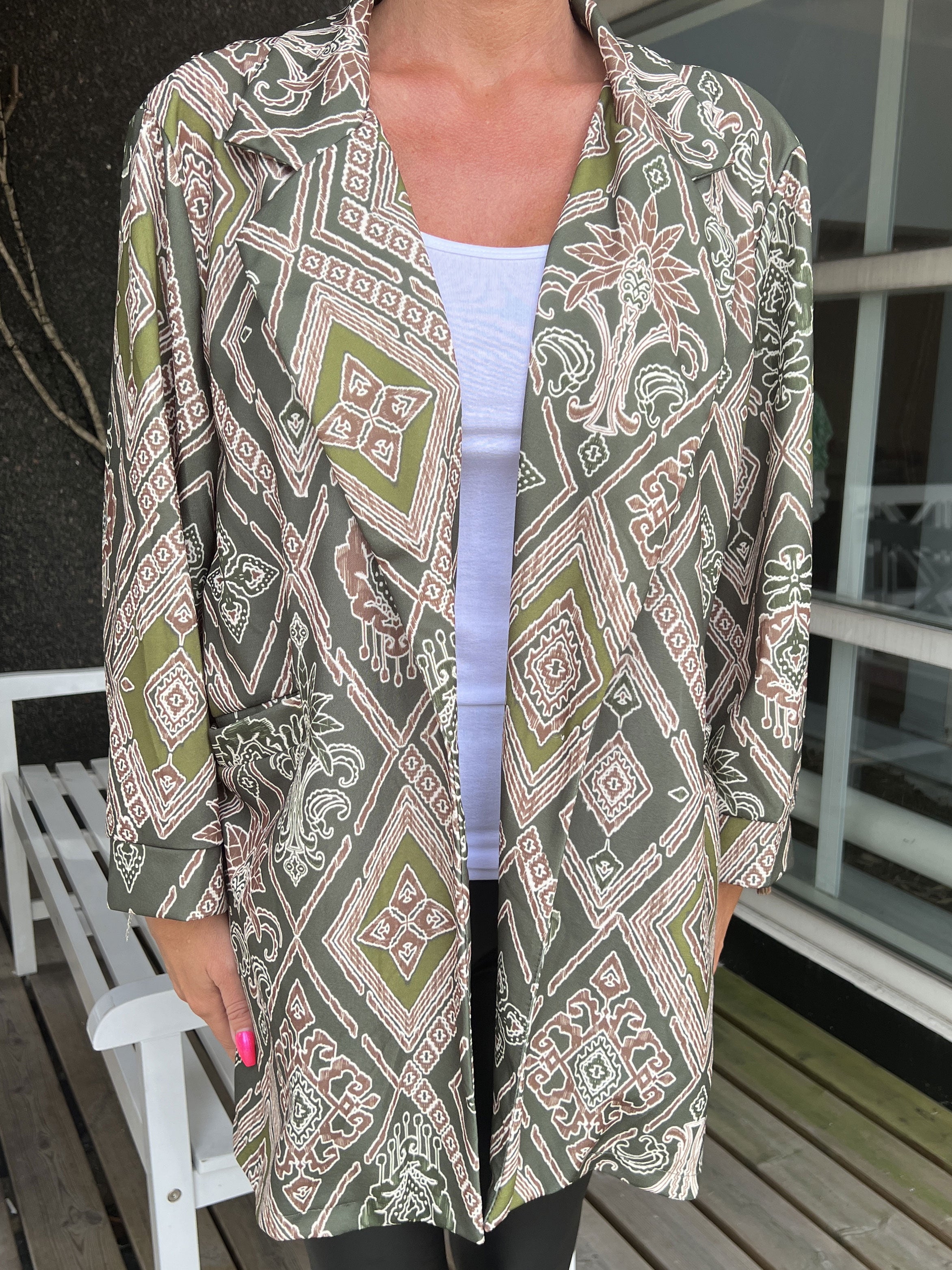 Alberte Pattern - Blazer i mønster