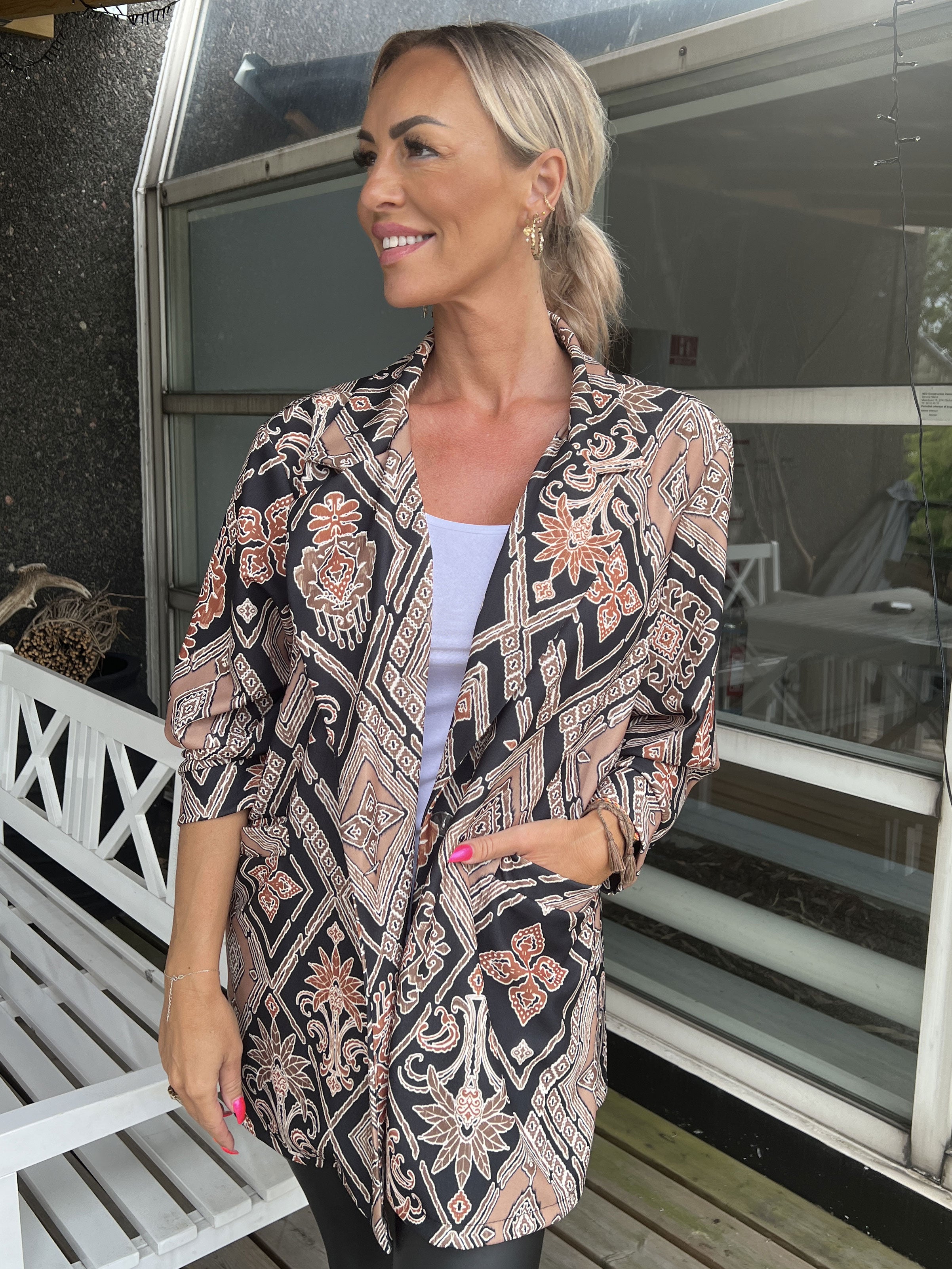 Alberte Pattern - Blazer i mønster