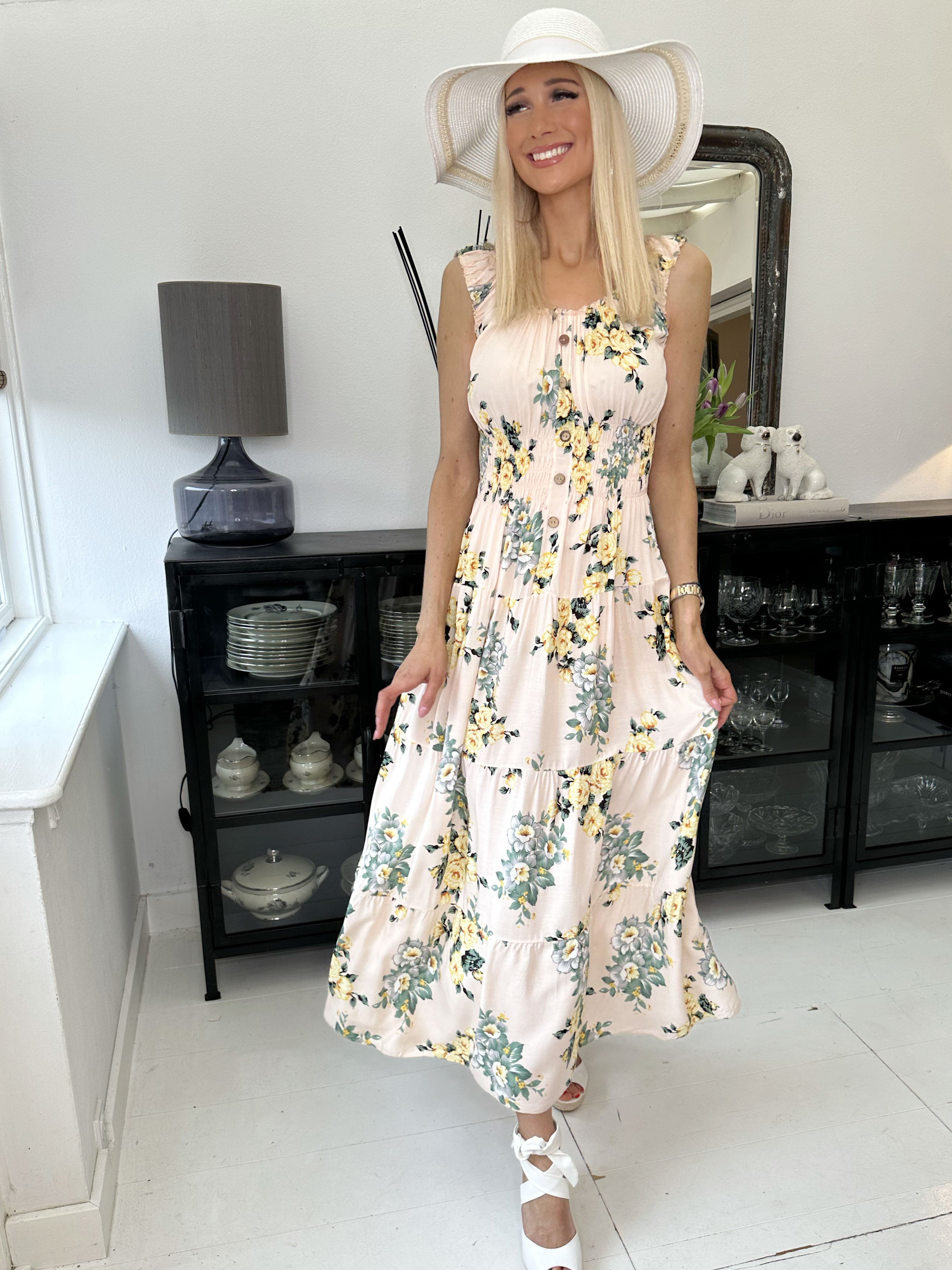 Alicia Rose - Lang stropkjole med blomsterprint