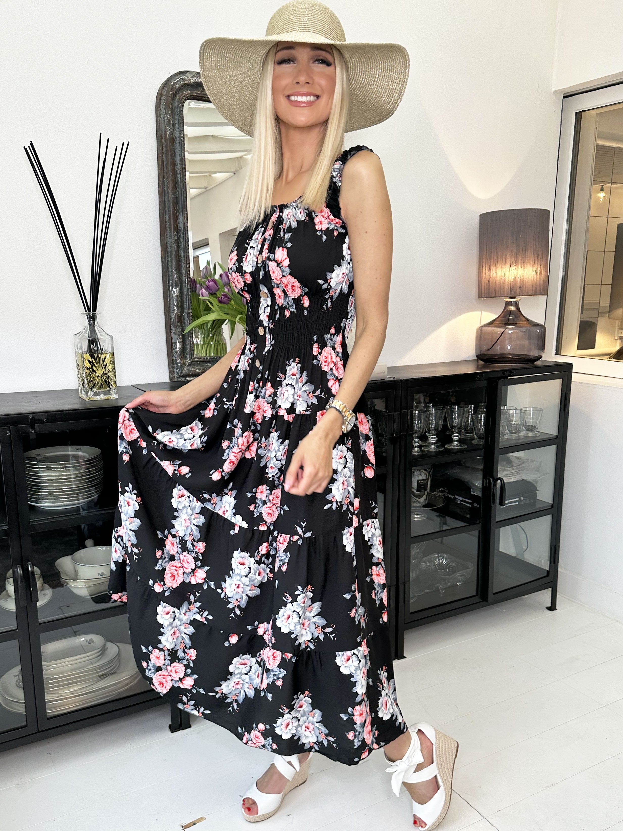 Alicia Rose - Lang stropkjole med blomsterprint