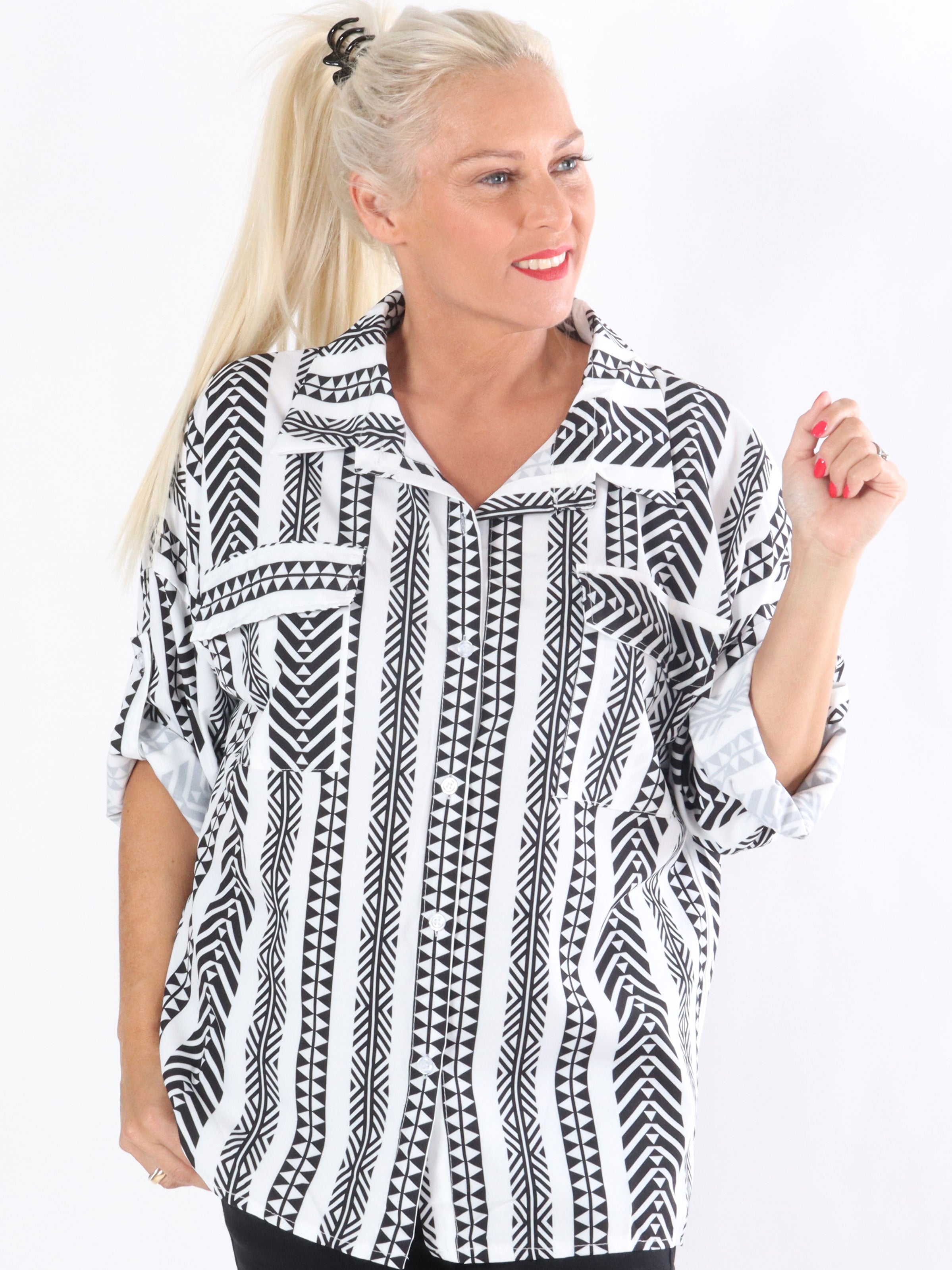 Alli - Hvid skjorte med mønster