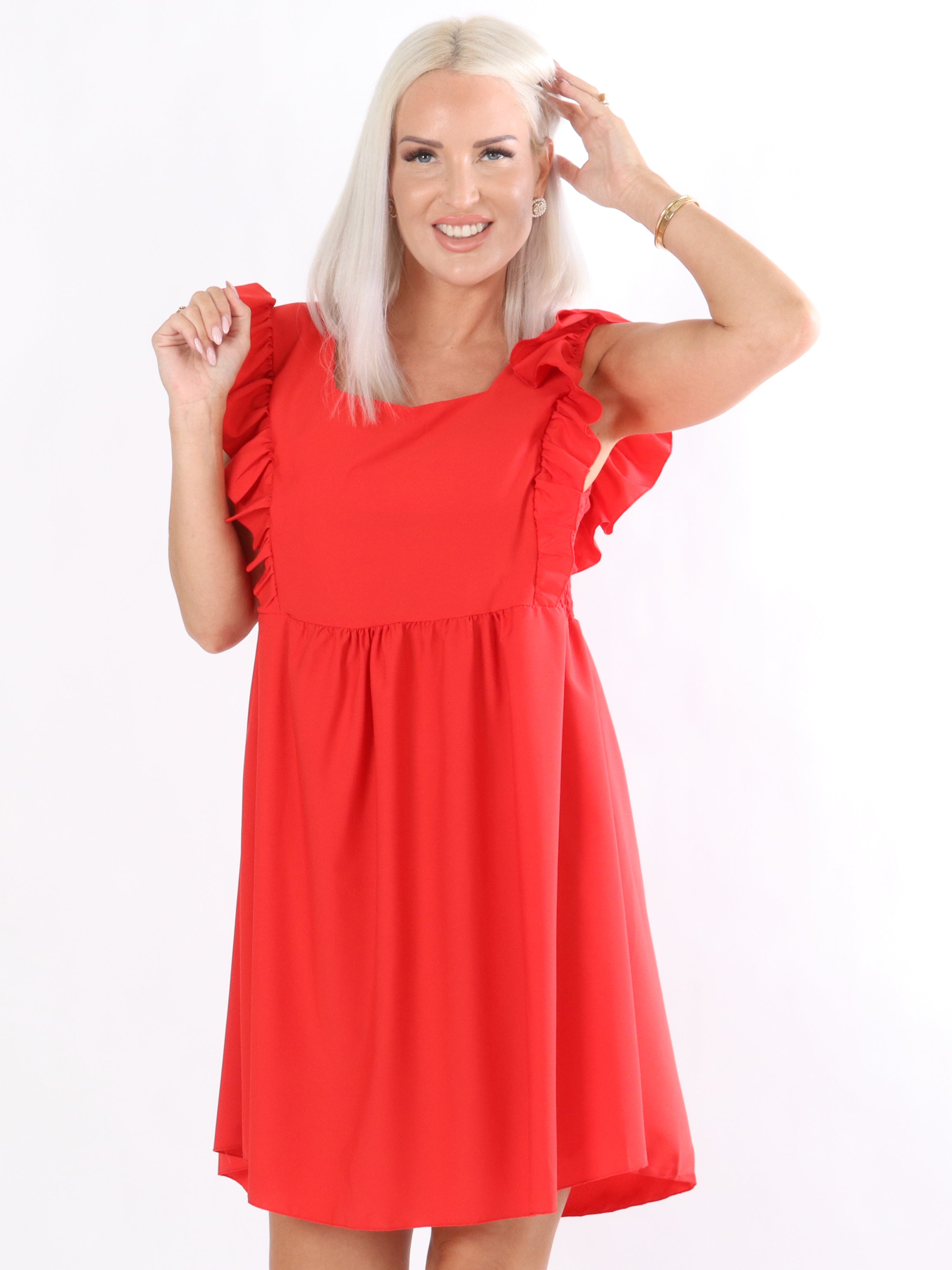 Ally - Kjole med smock og søde flæser