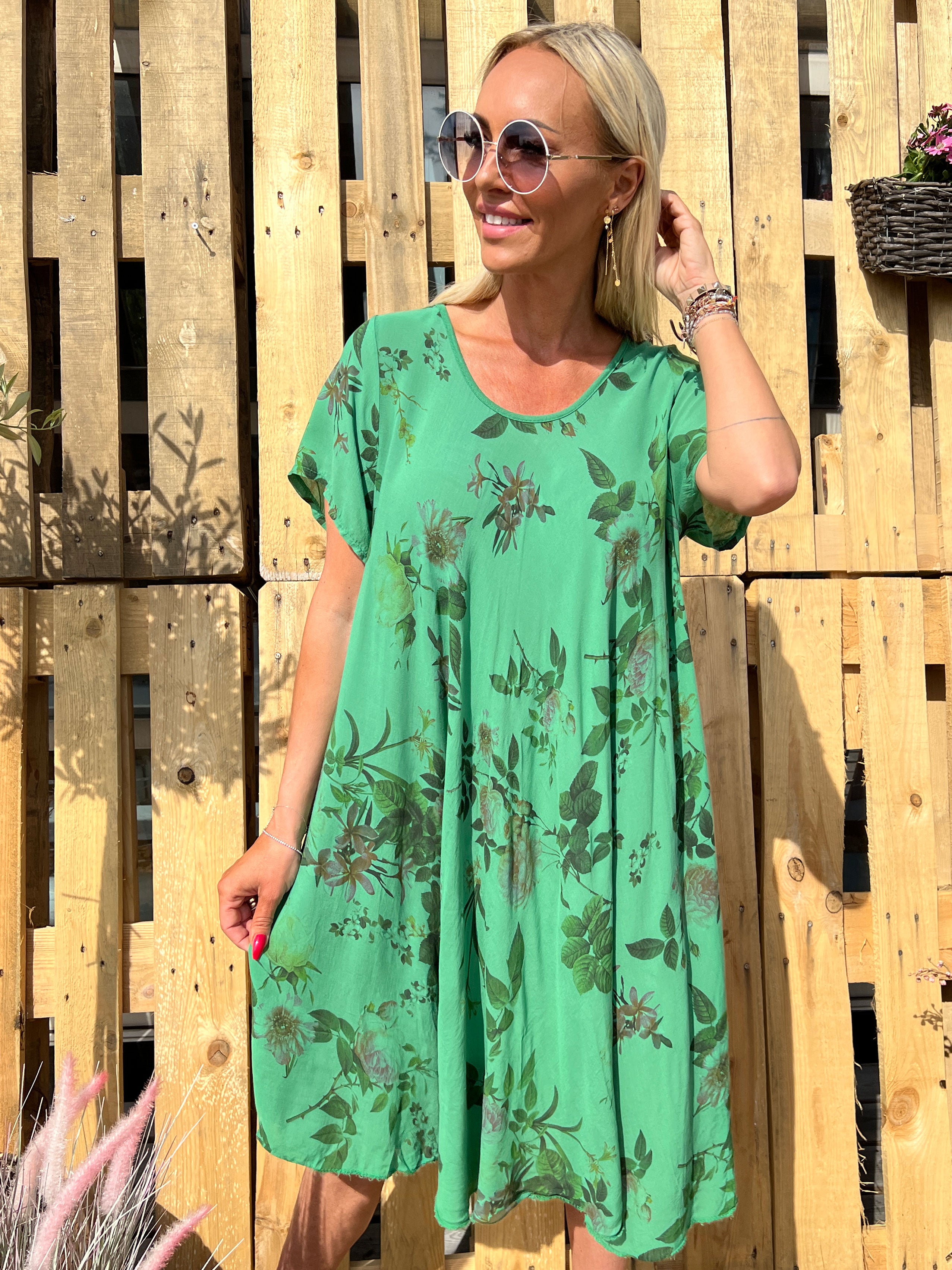 Anastasia - Kjole med blomsterprint