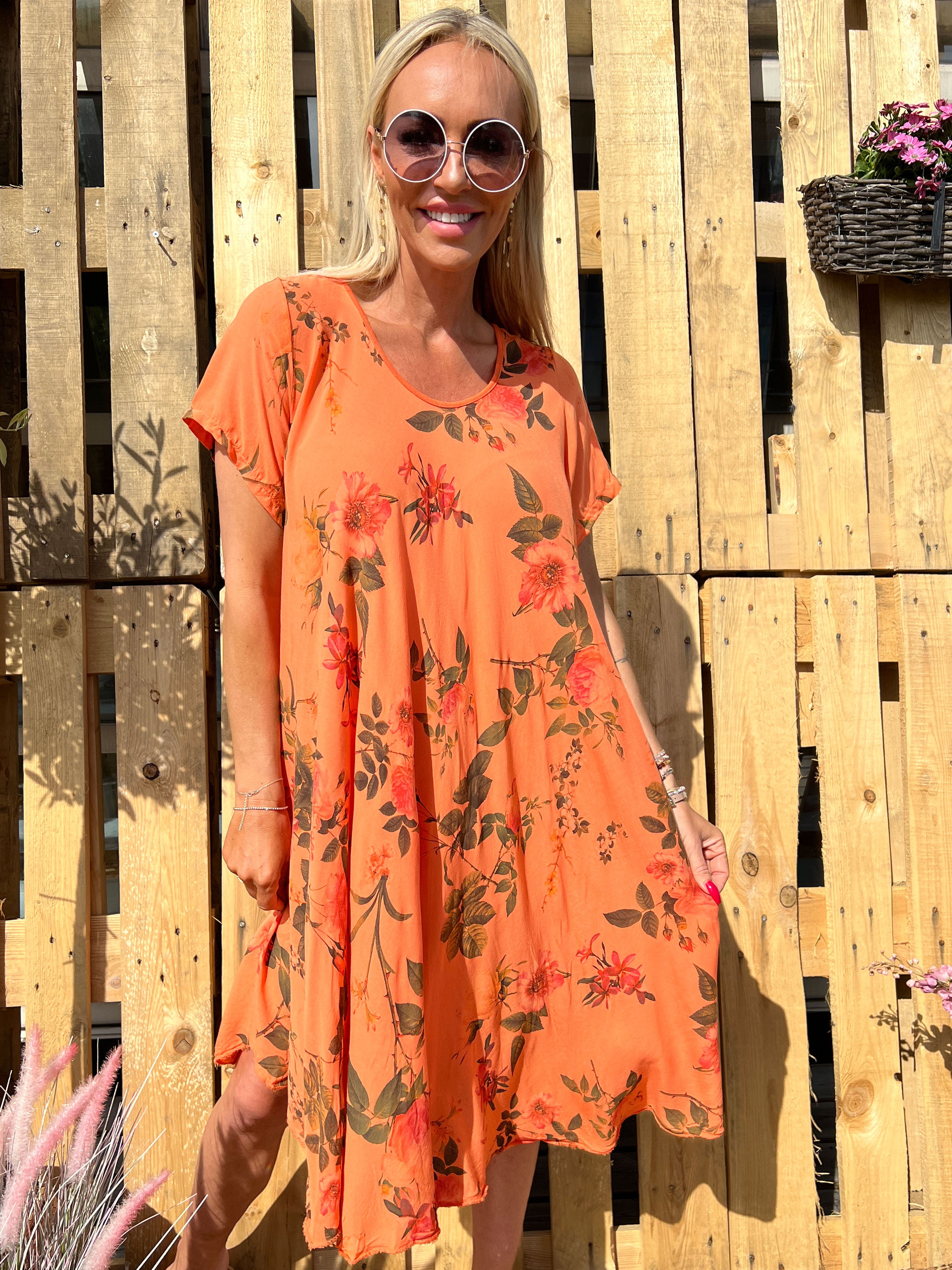 Anastasia - Kjole med blomsterprint