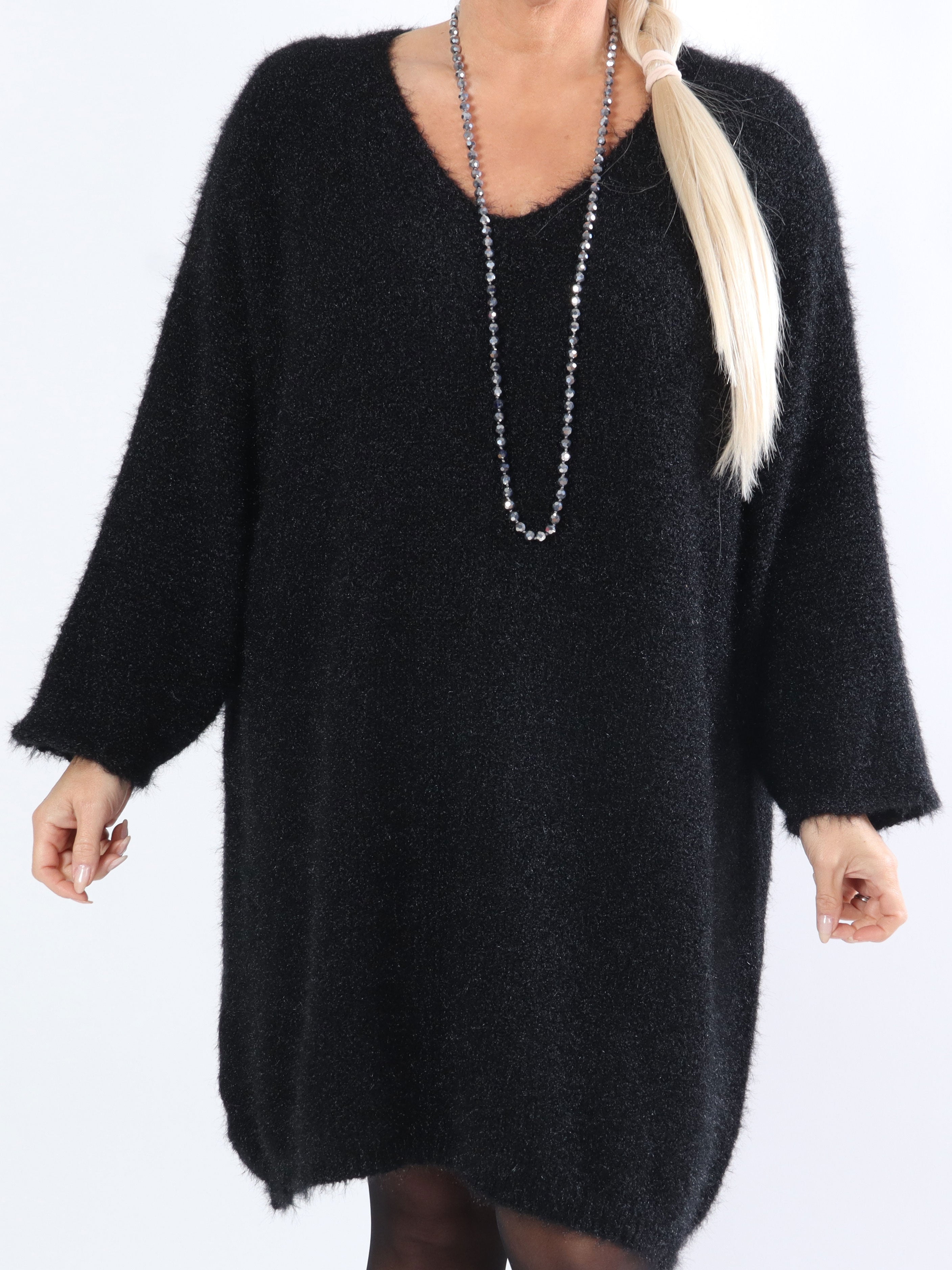 Andria - Blød plussize strikkjole