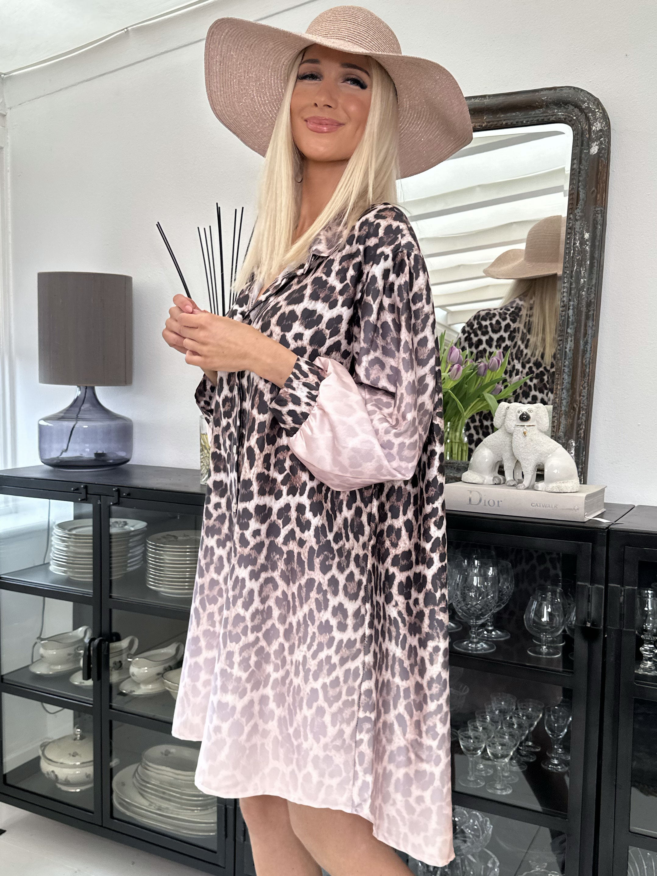 Anemone - Leopard skjorte i silkelook