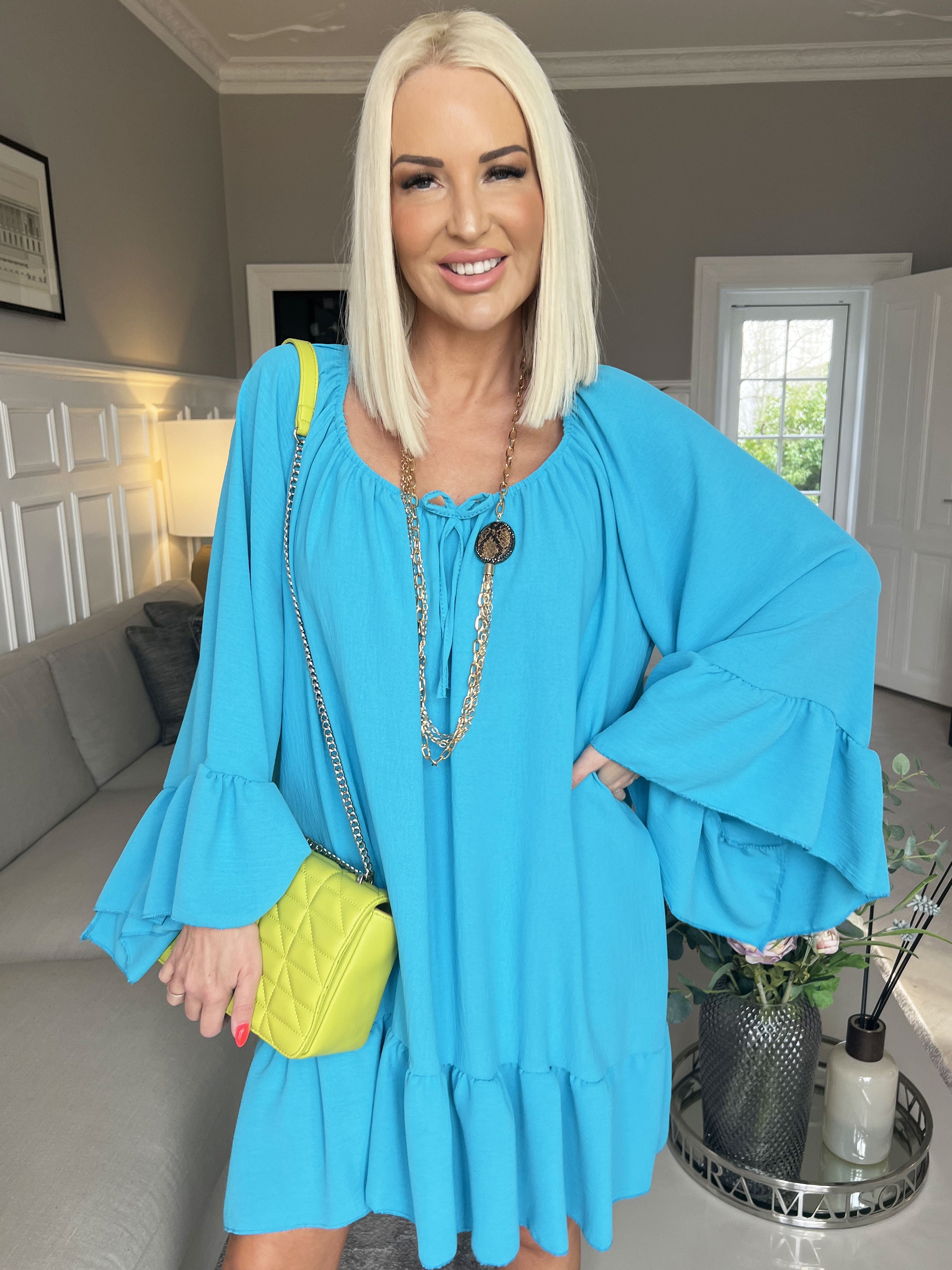 Asta - Tunikakjole med flæser og elastik i udskæringen