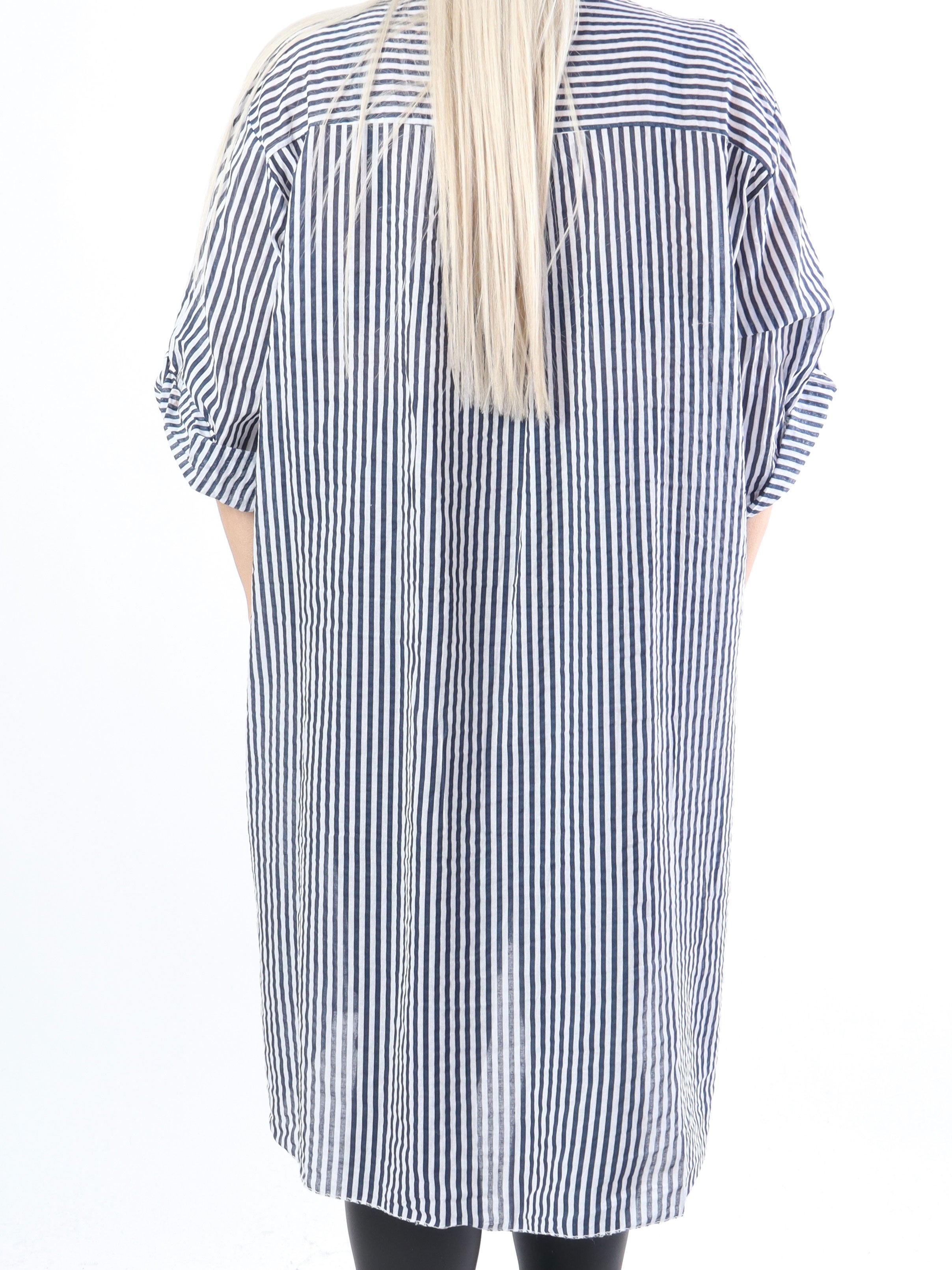 Bellis - Fed plus size skjorte i bæk og bølge