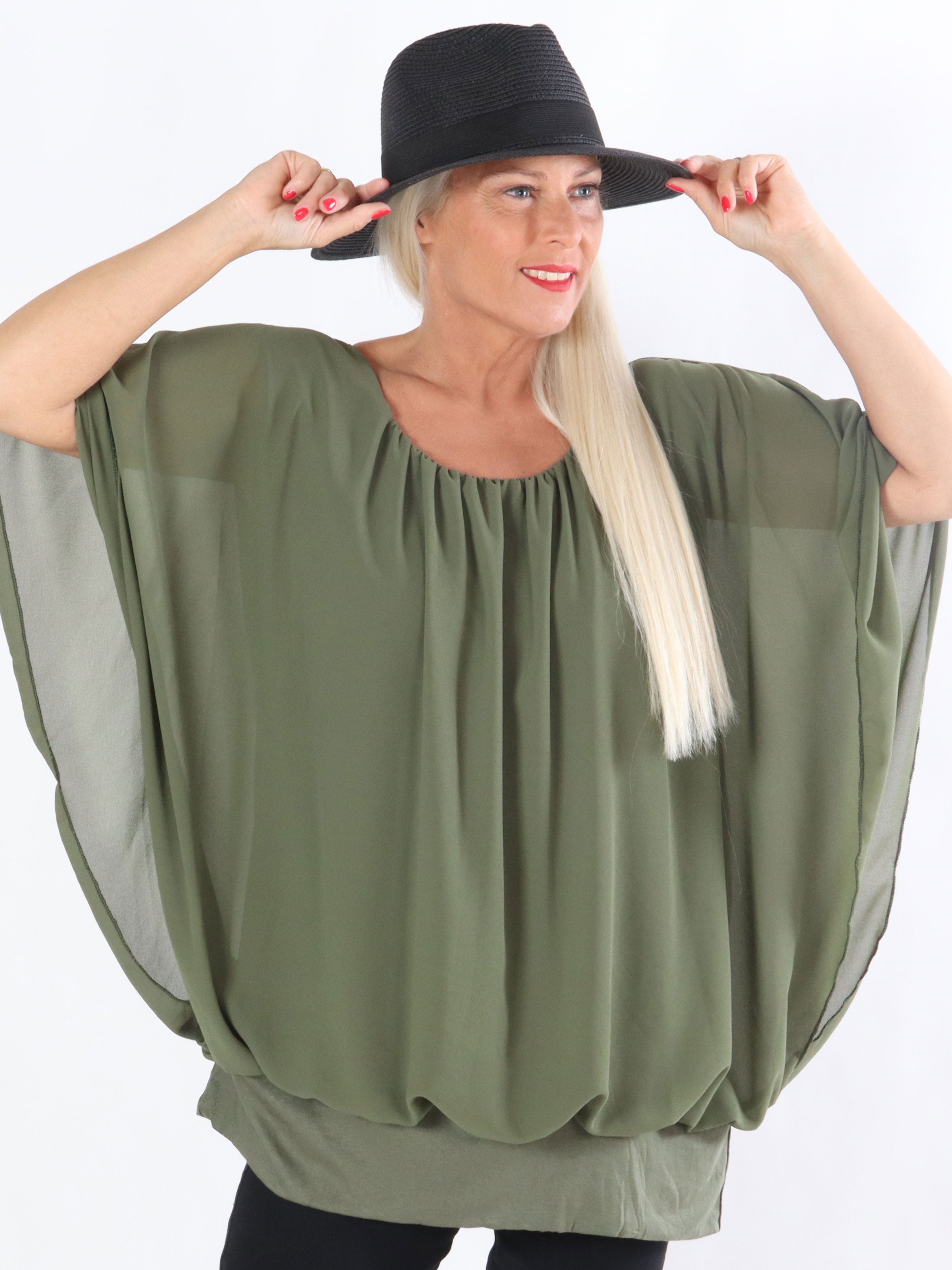 Cala - Elastisk top med løst chiffonstof udover