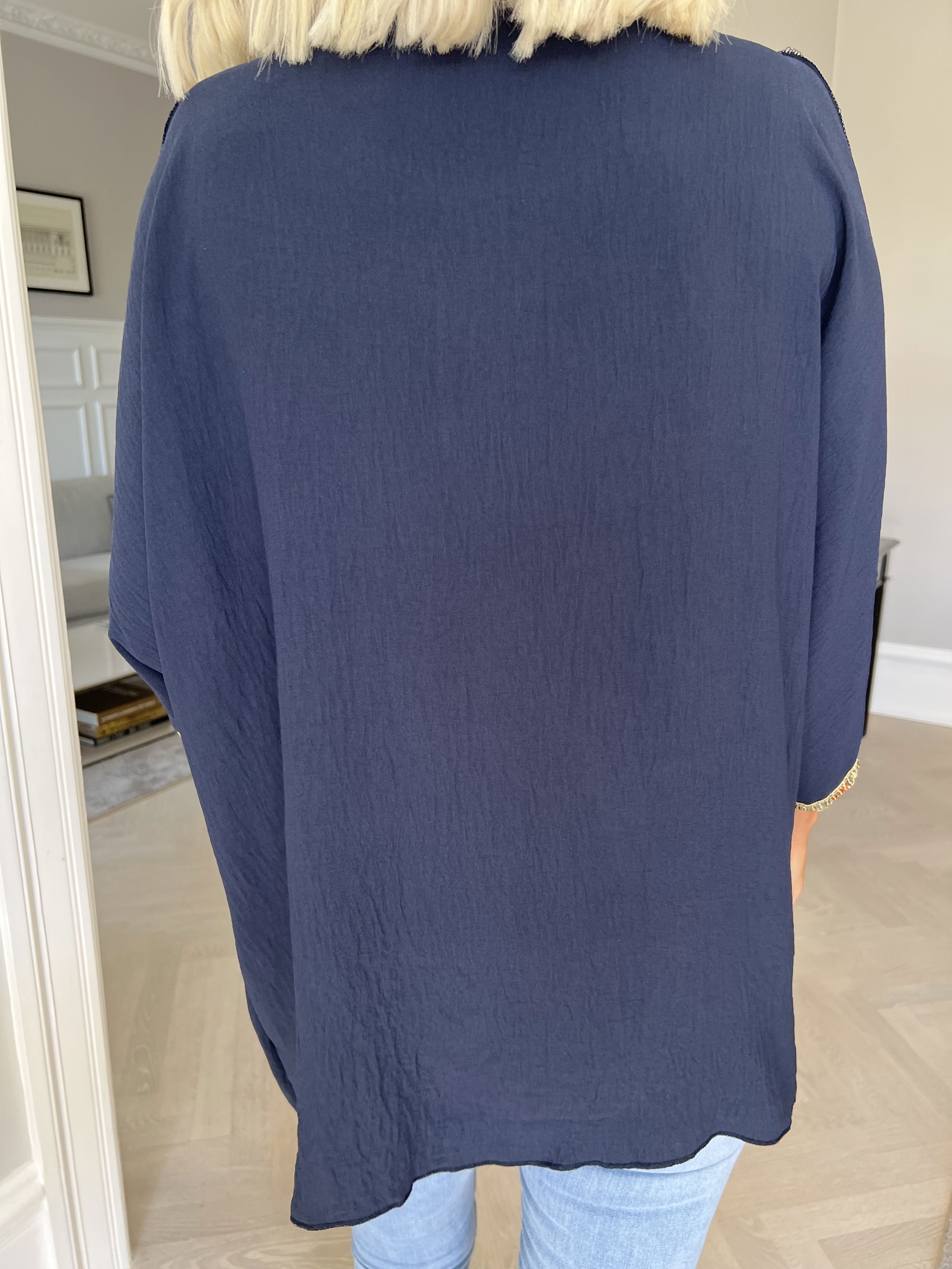 Capri - Tunika med åbne ærmer