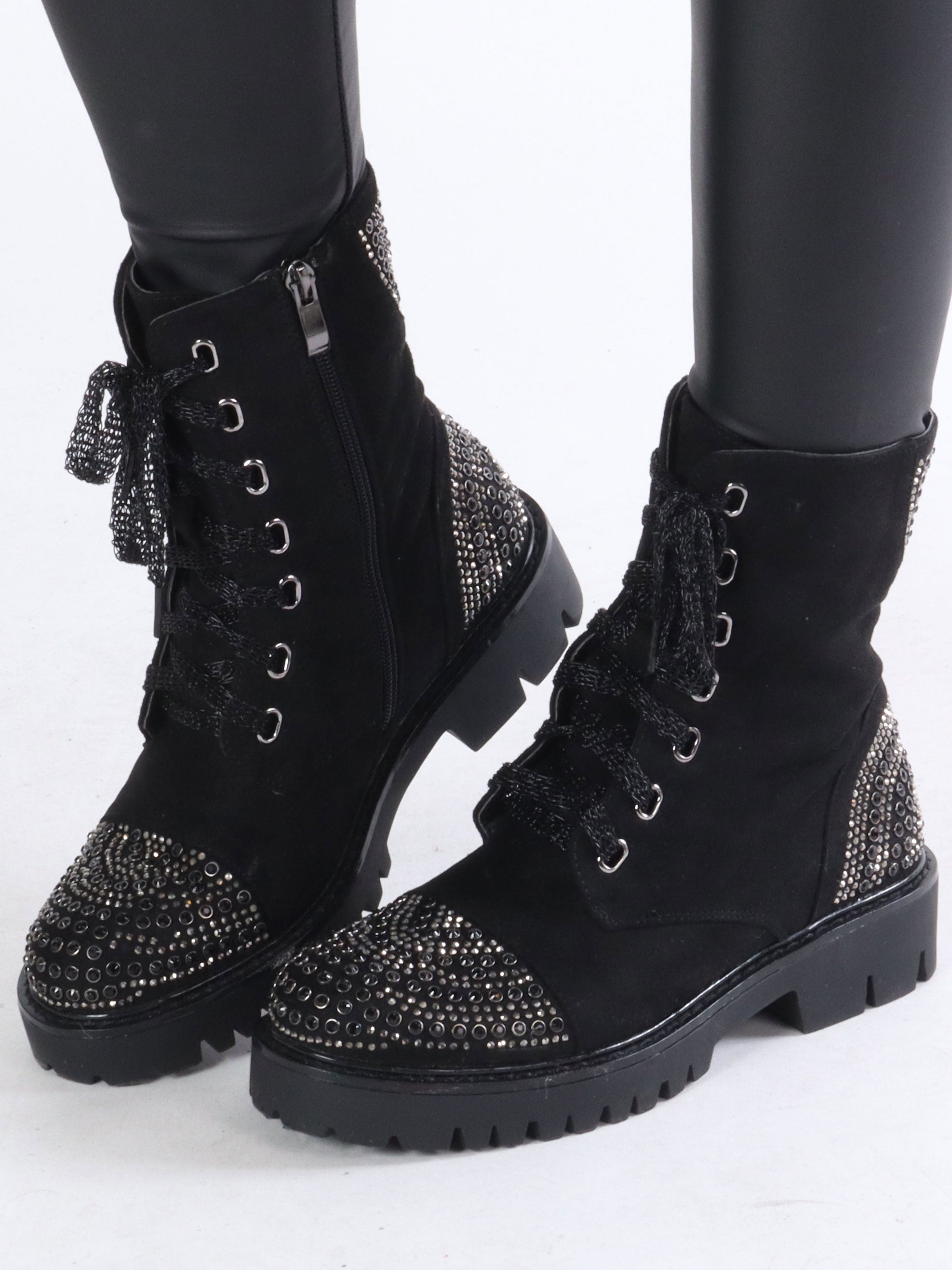 Cece - Sorte støvler i ruskindslook med similisten