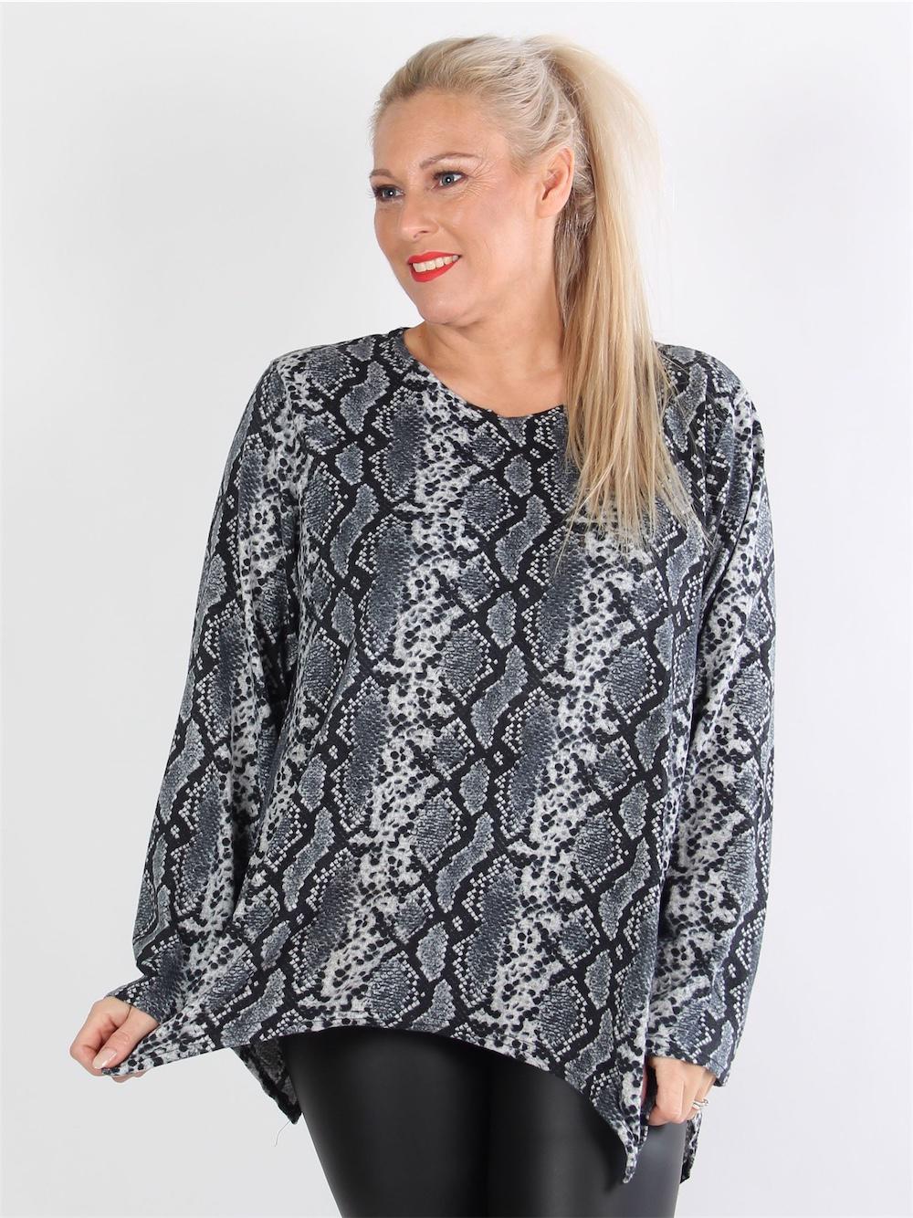 Crystal - Blå langærmet bluse i slangeprint