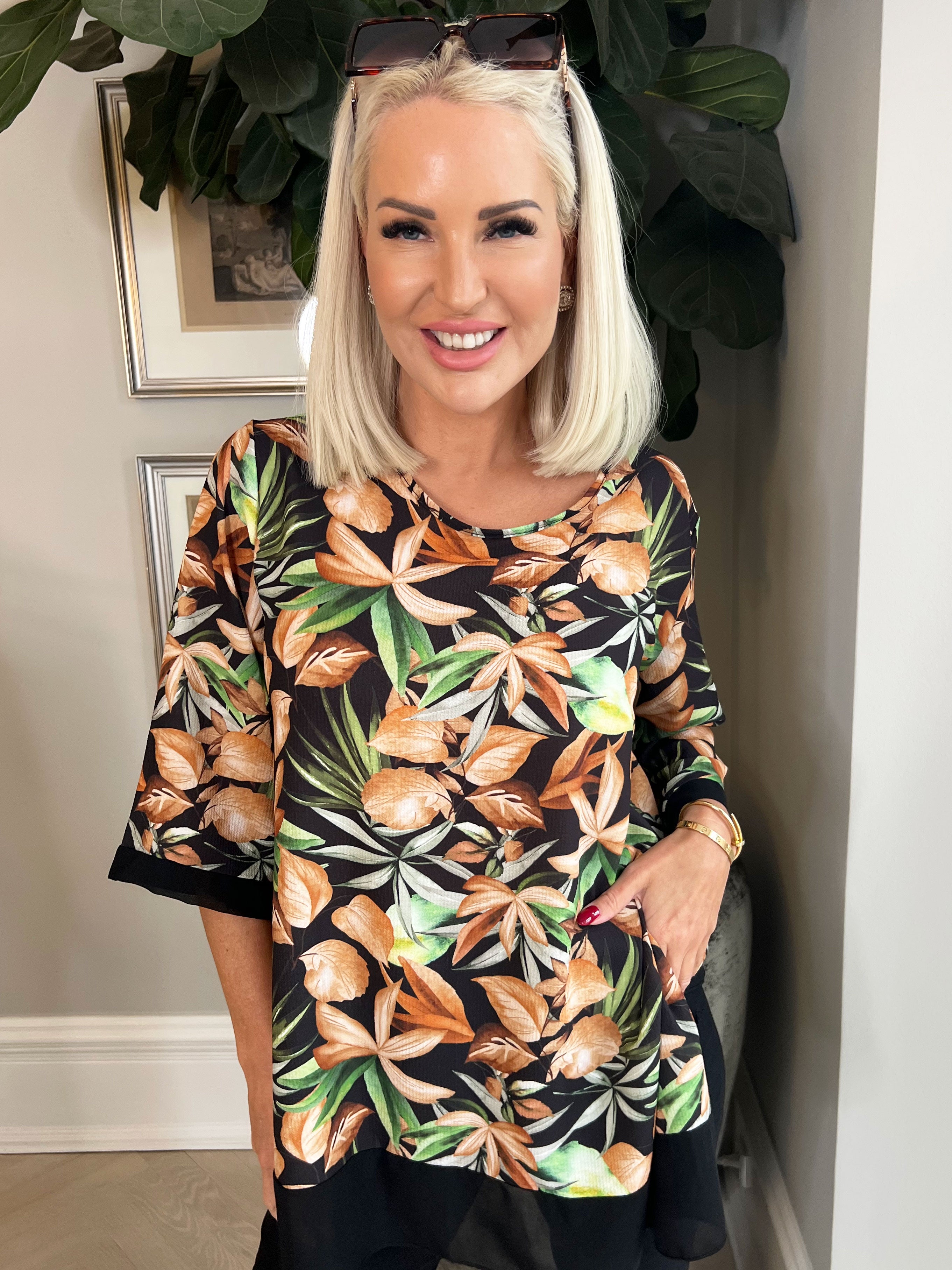 Dahlia - Let og luftig tunika med sødt blomsterprint