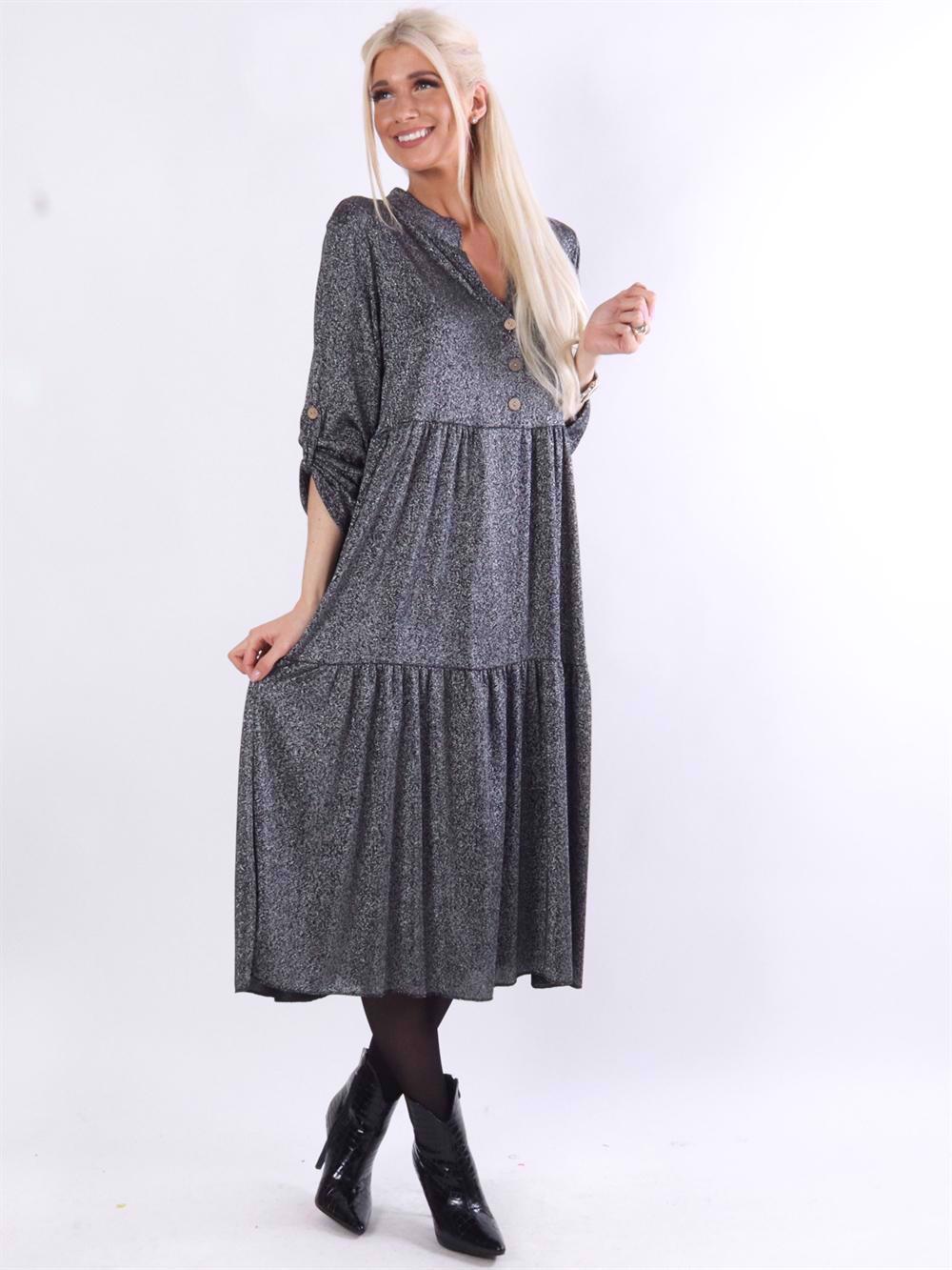 Demi - Lang kjole med glimmertråde