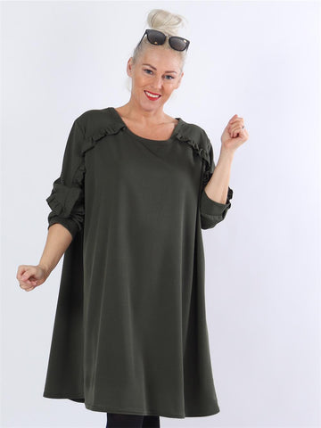 Disa - Armygrøn langærmet kjole med flæsekanter
