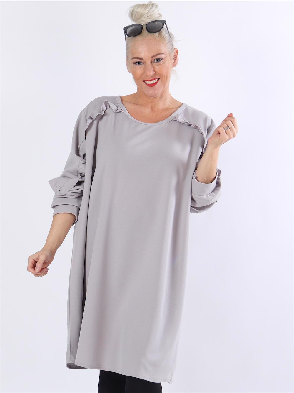 Disa - Armygrøn langærmet kjole med flæsekanter