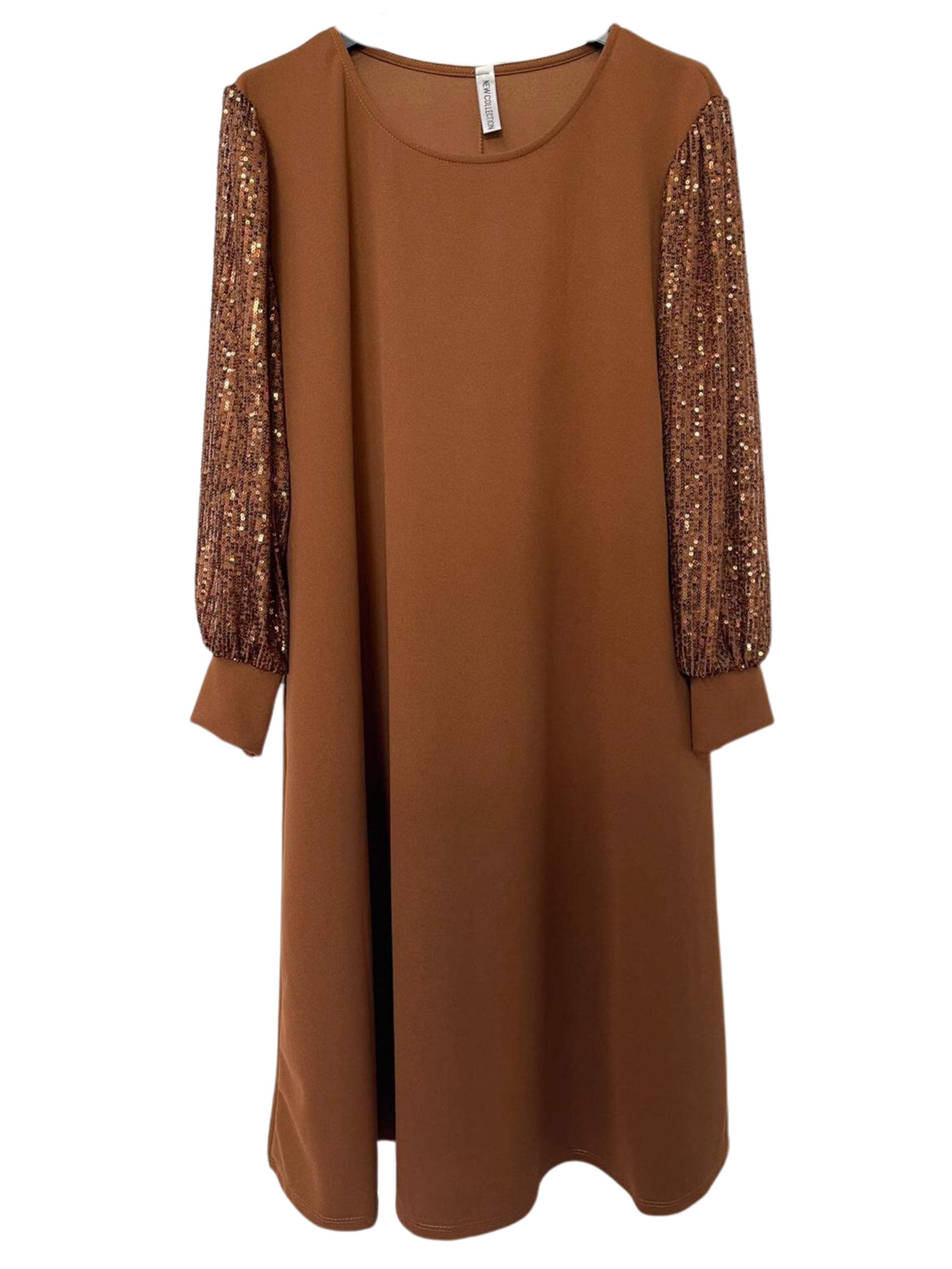 Djamila - Plus size kjole med paillet ærmer