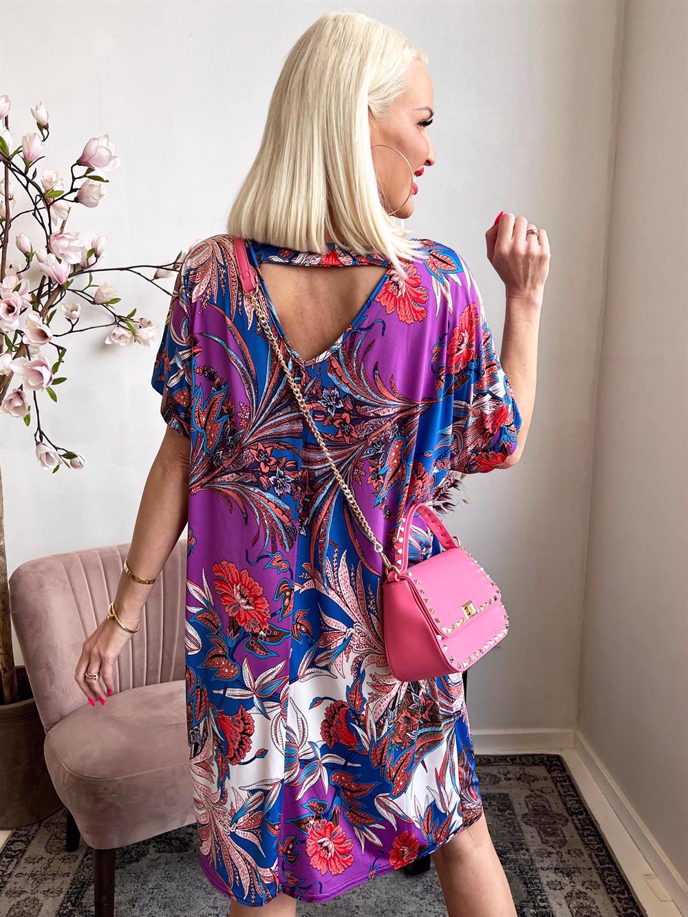 Ella Dress - Kjole med hul i ryggen