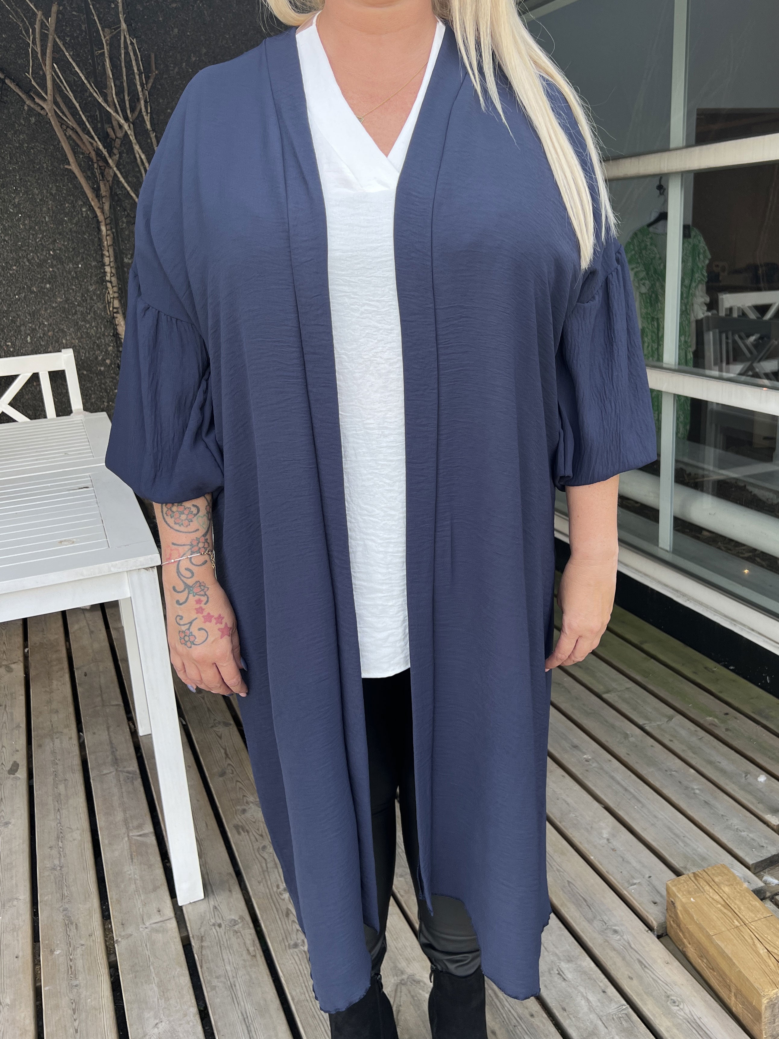 Ellen - Sød plus size cardigan med ballonærmer