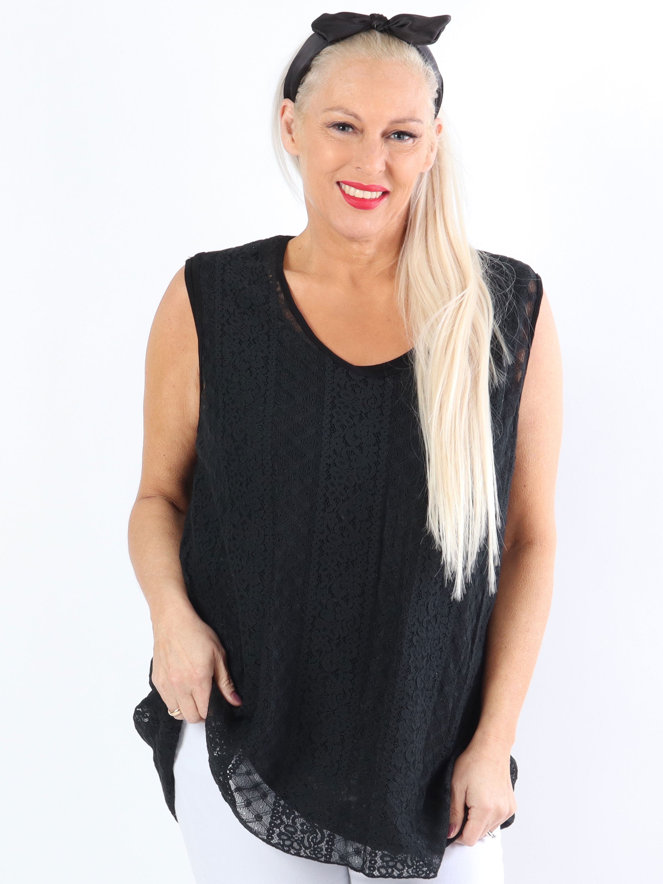 Estala - Sød plus size blondetop uden ærmer