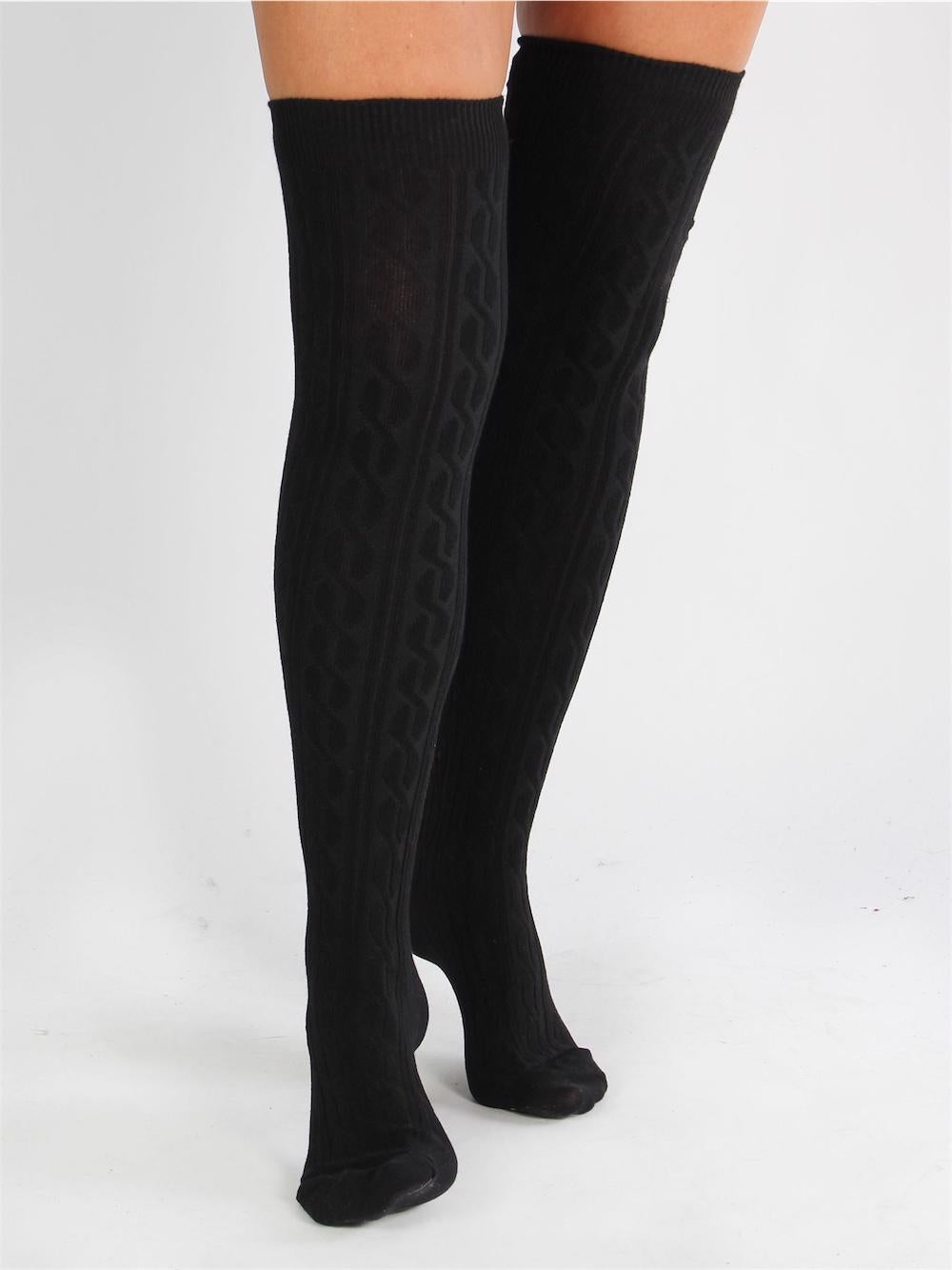 Fano - Sorte knæstrømper med kabelstrik mønster