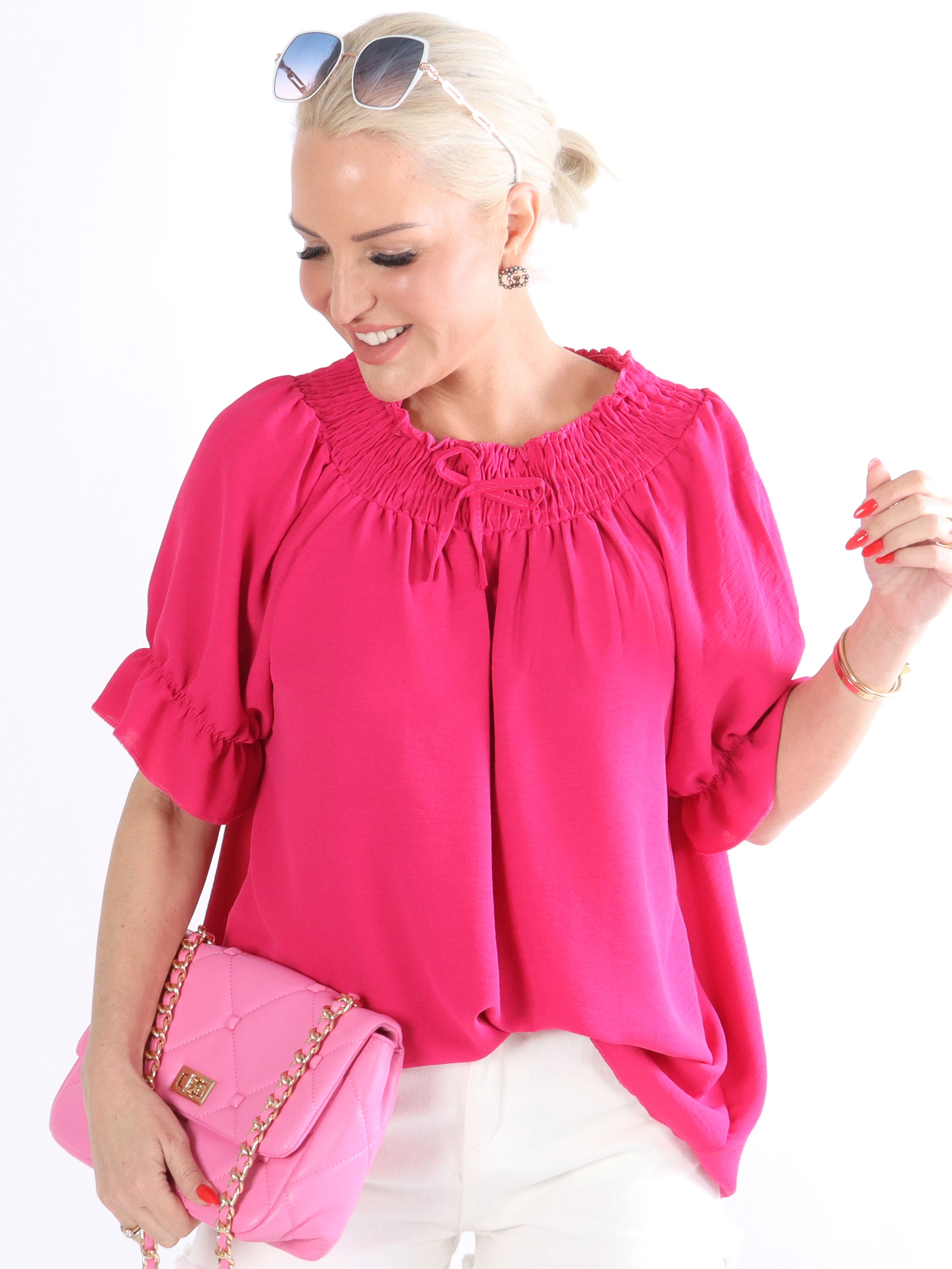 Fenya - Top med elastik i udskæringen