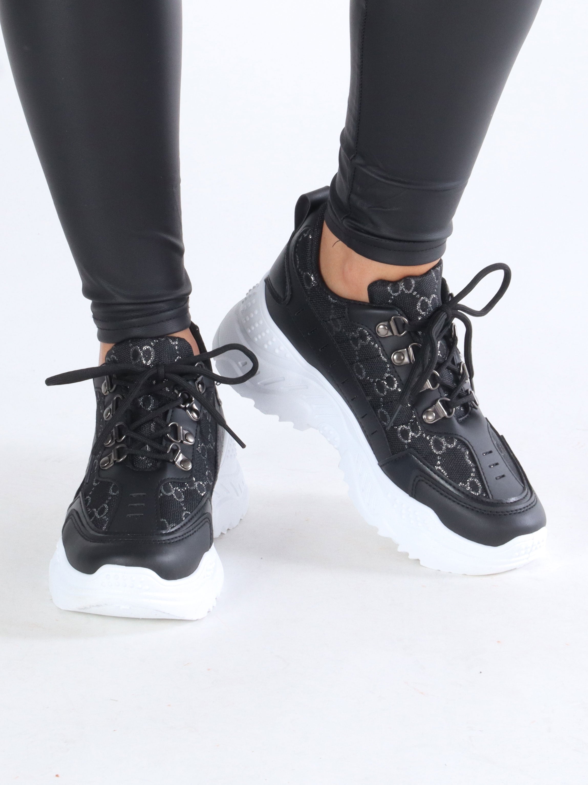 Fie - Chunky sneakers med hvid sål