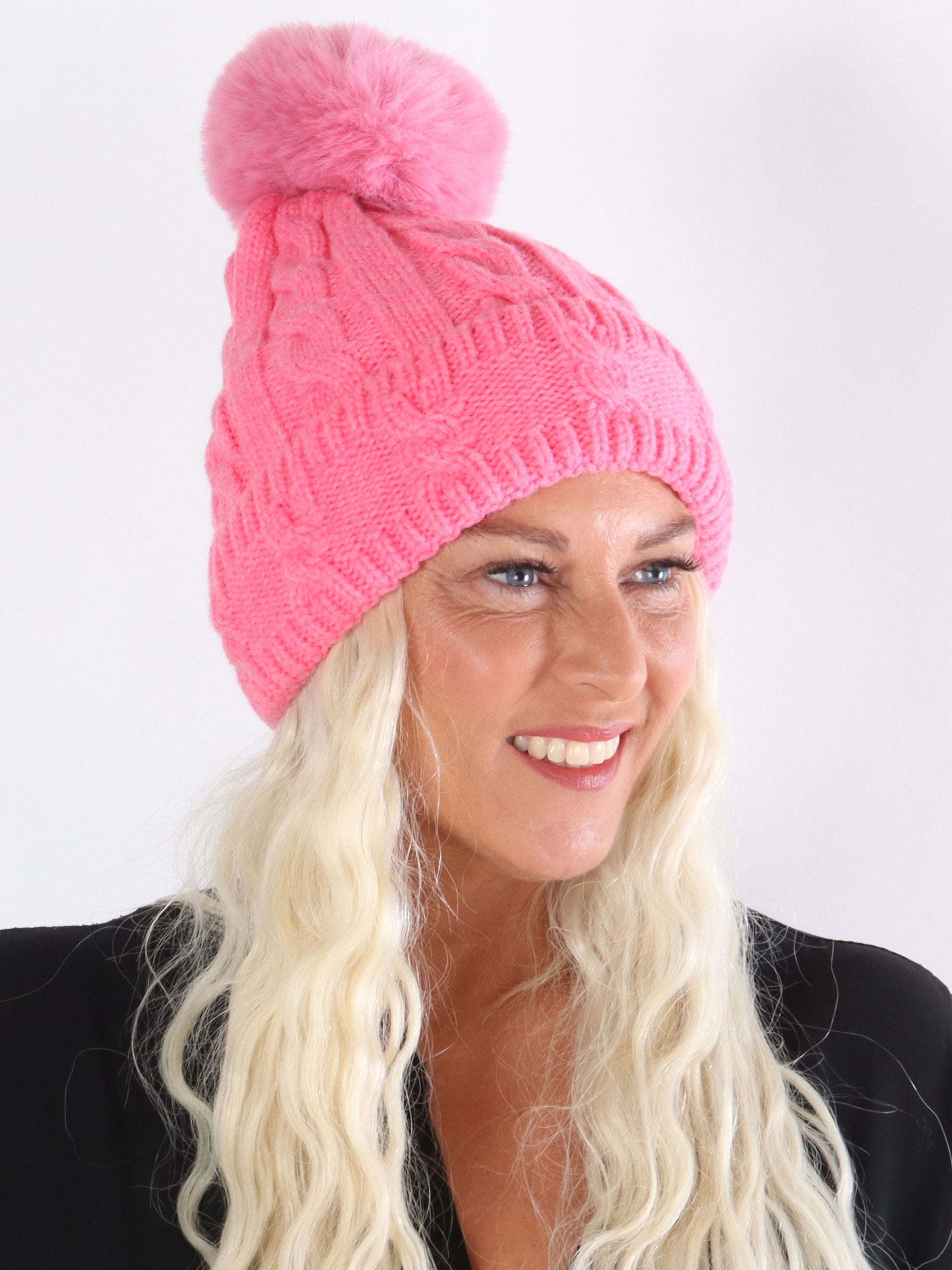 Filipa - Hue med kvast