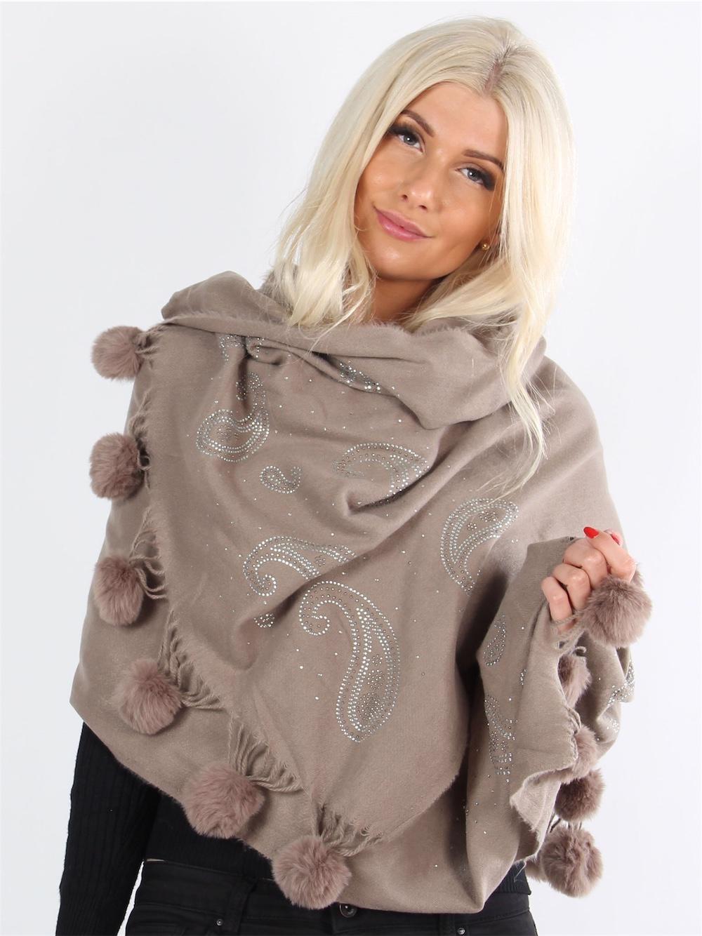 Filucca - Flaskegrønt blødt halstørklæde med faux fur pomponer