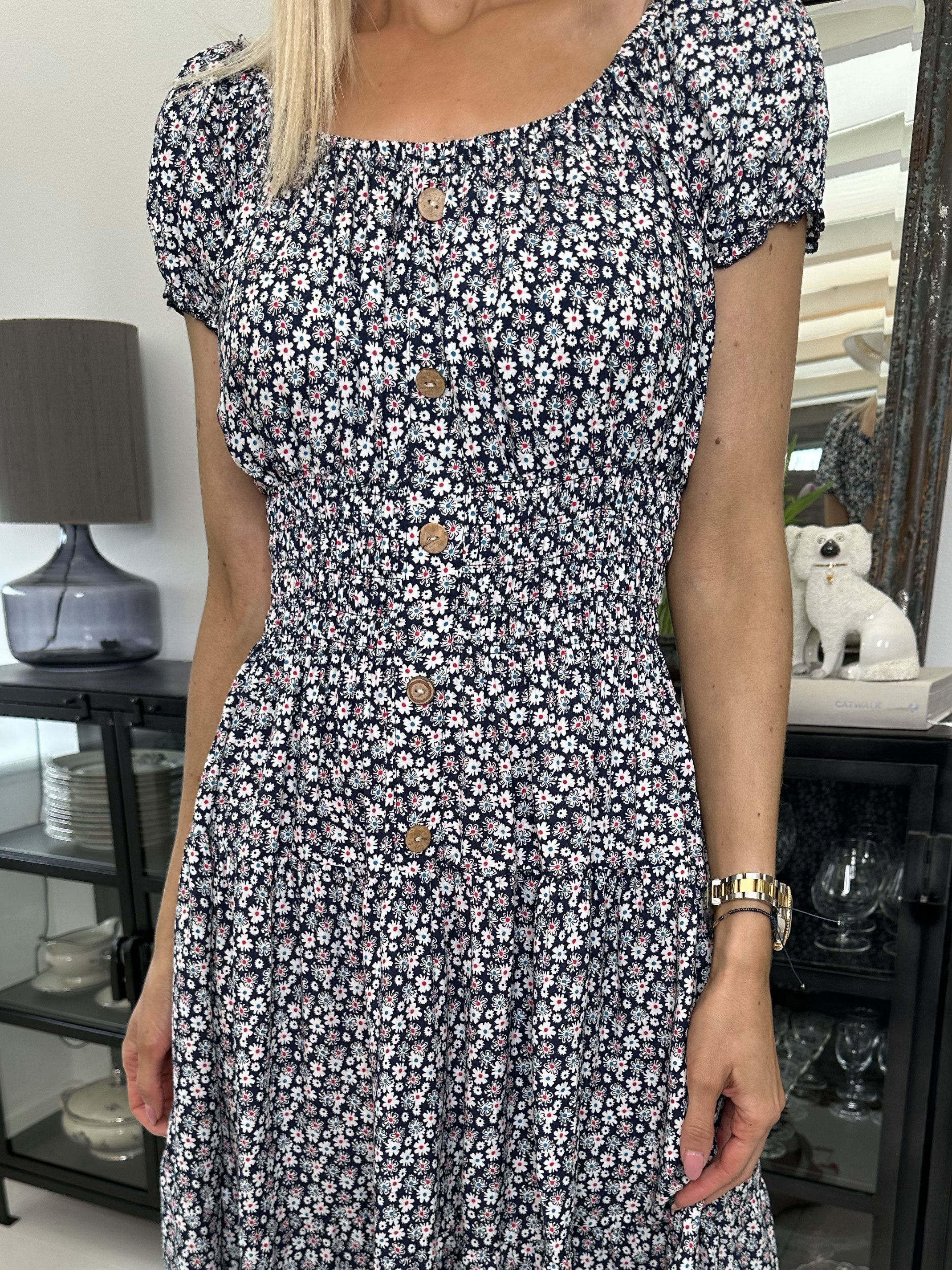 Finalia flower short - Sød småblomstret kjole med pufærmer og elastik i taljen