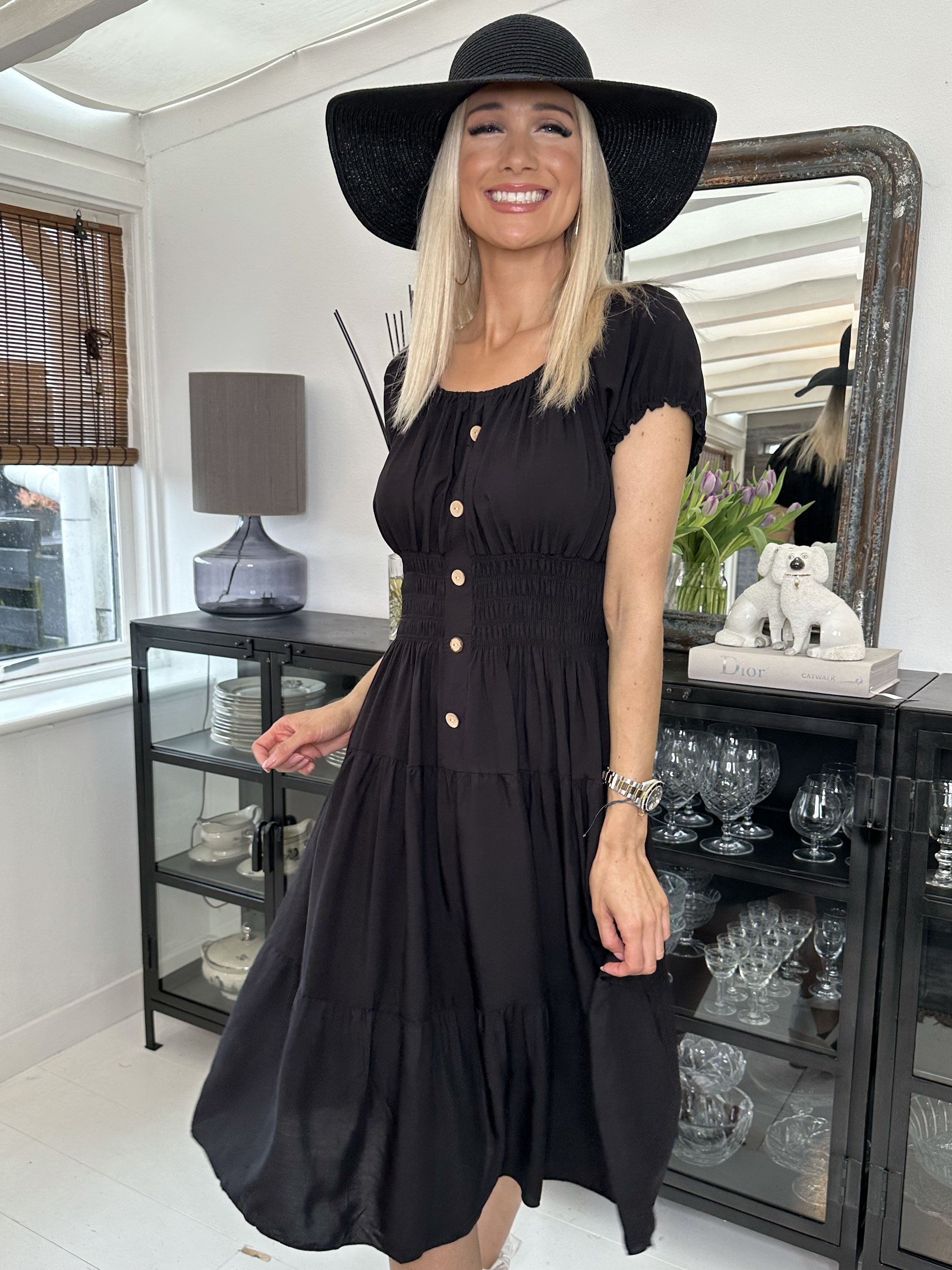 Finalia short - Sød kjole med pufærmer og elastik i taljen