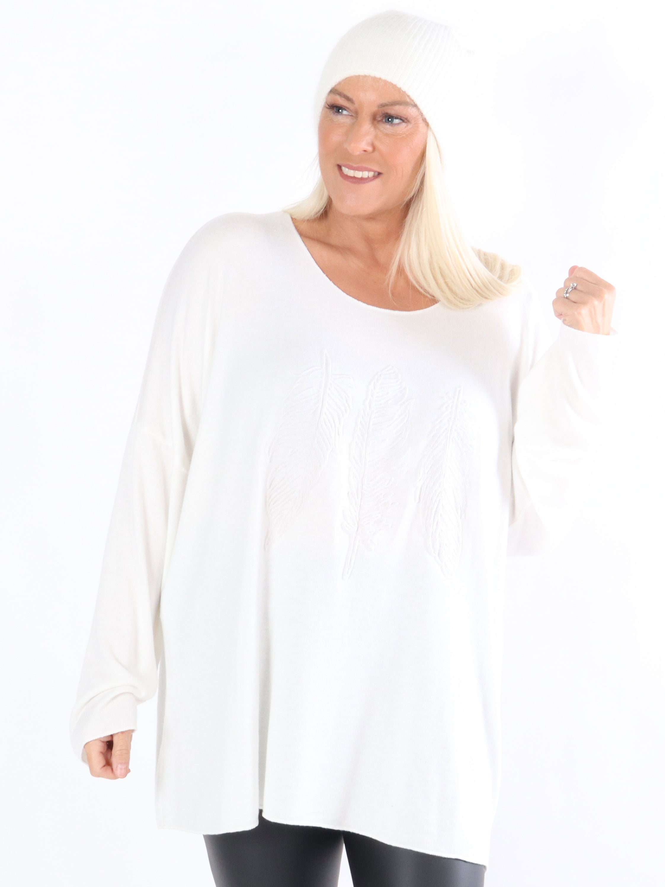 Fiona - Blød strikbluse med motiv af fjer