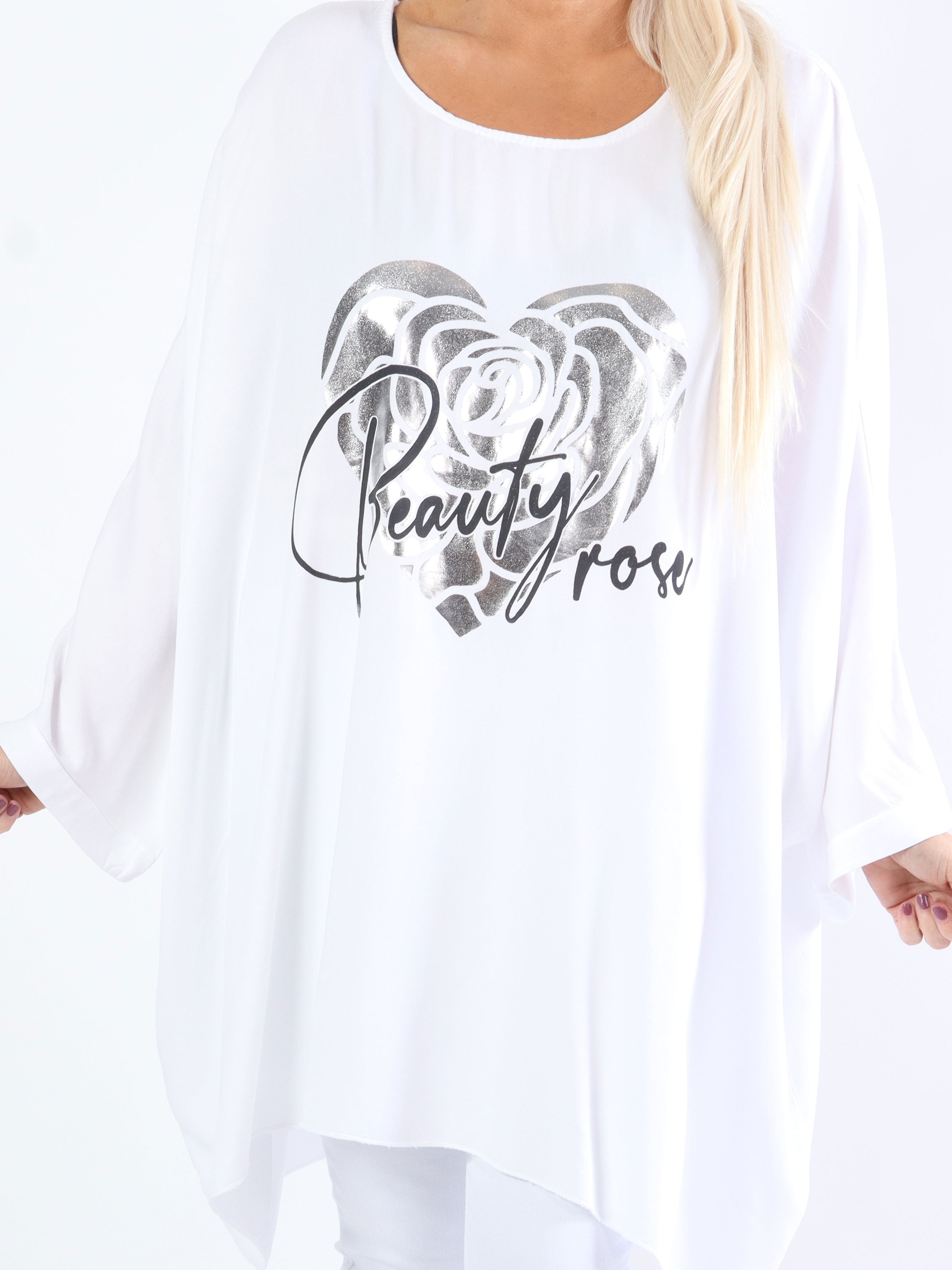 Flavia - Plus size t-shirt med sølv print og flagermusærmer