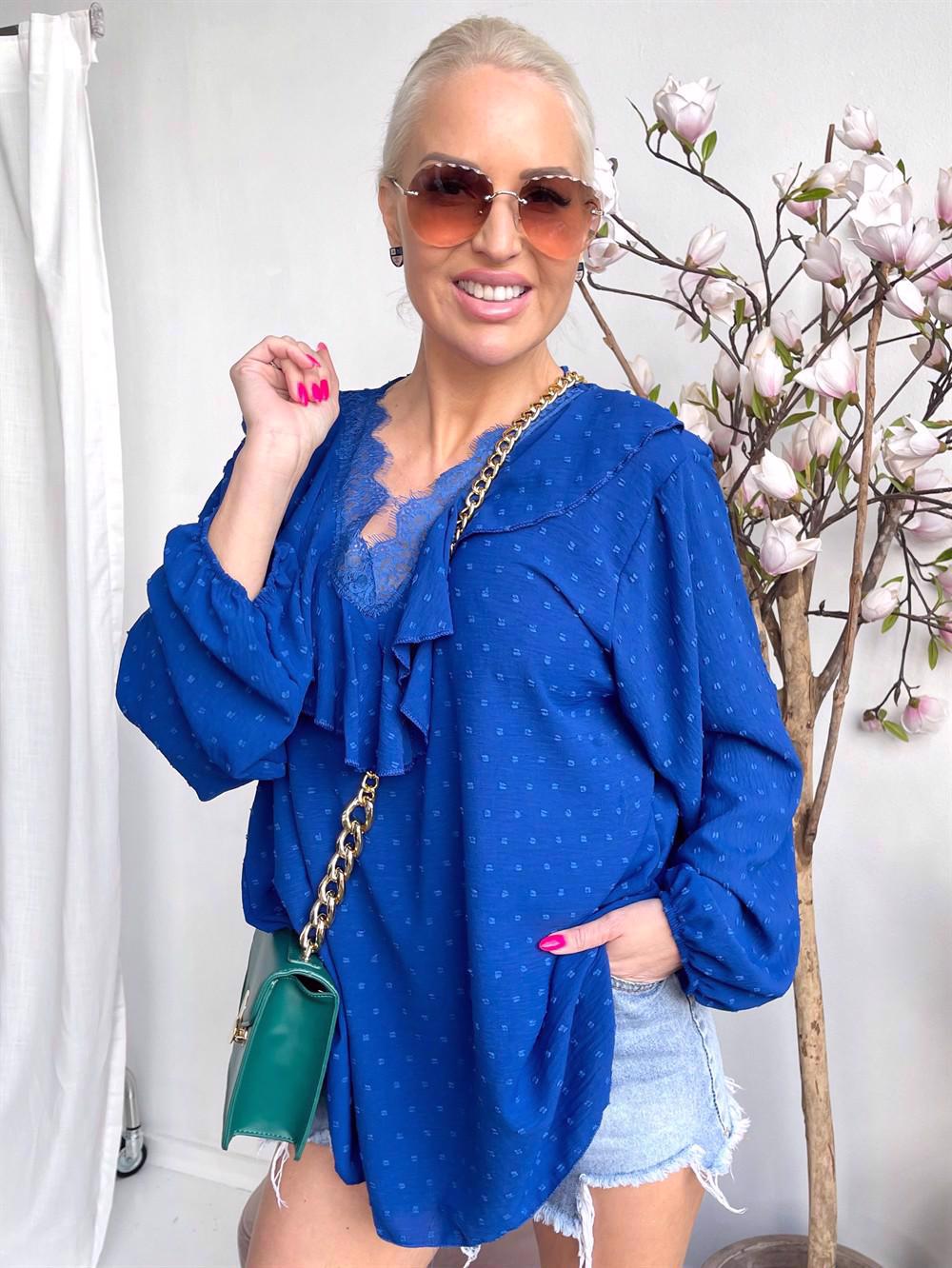 Simone - Tunika med blondekant og flæser